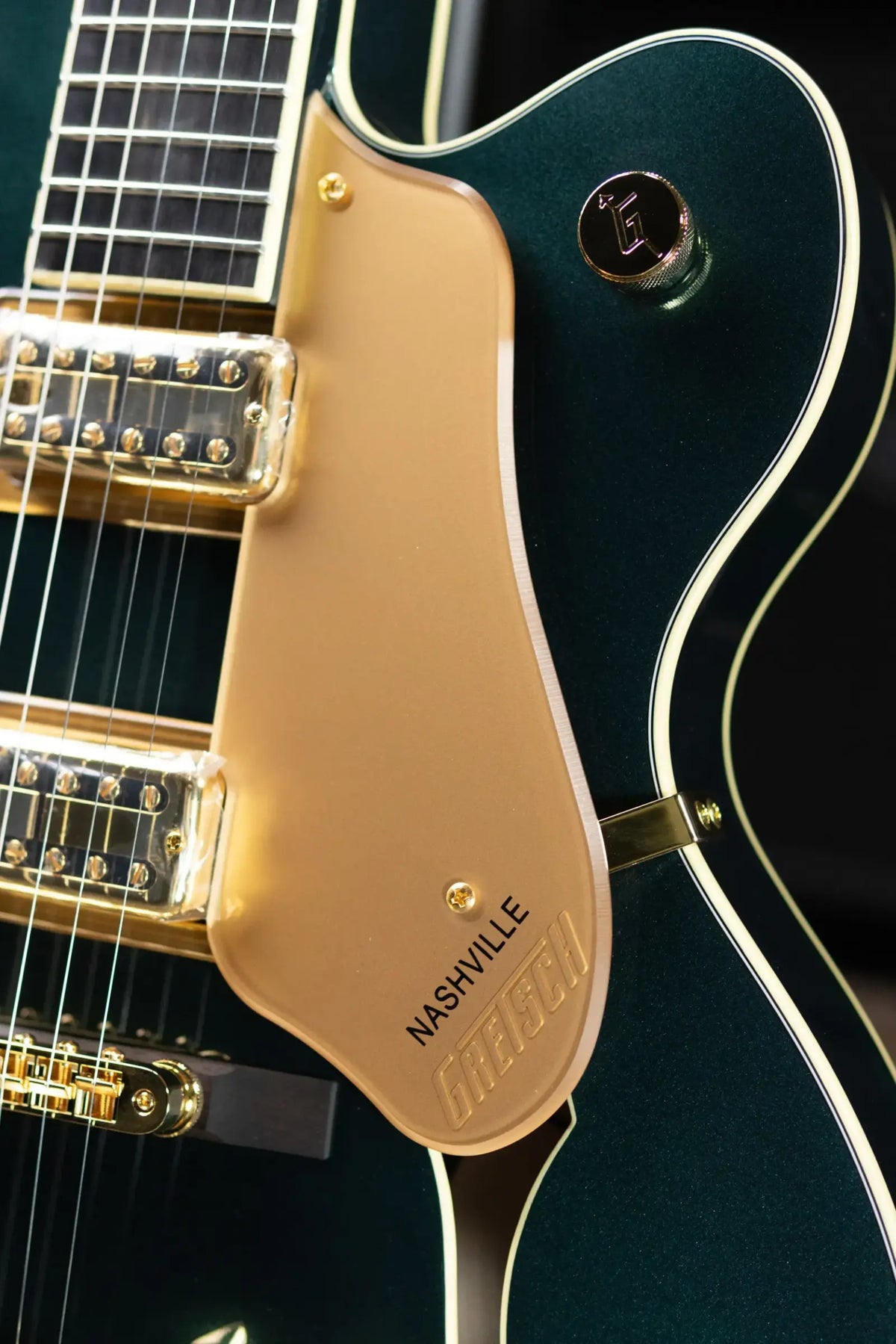 Gretsch Synchromatic Nashville Hollow Body Single-Cut with Bigsby Electric Guitar - Cadillac Green with Hardshell Case
