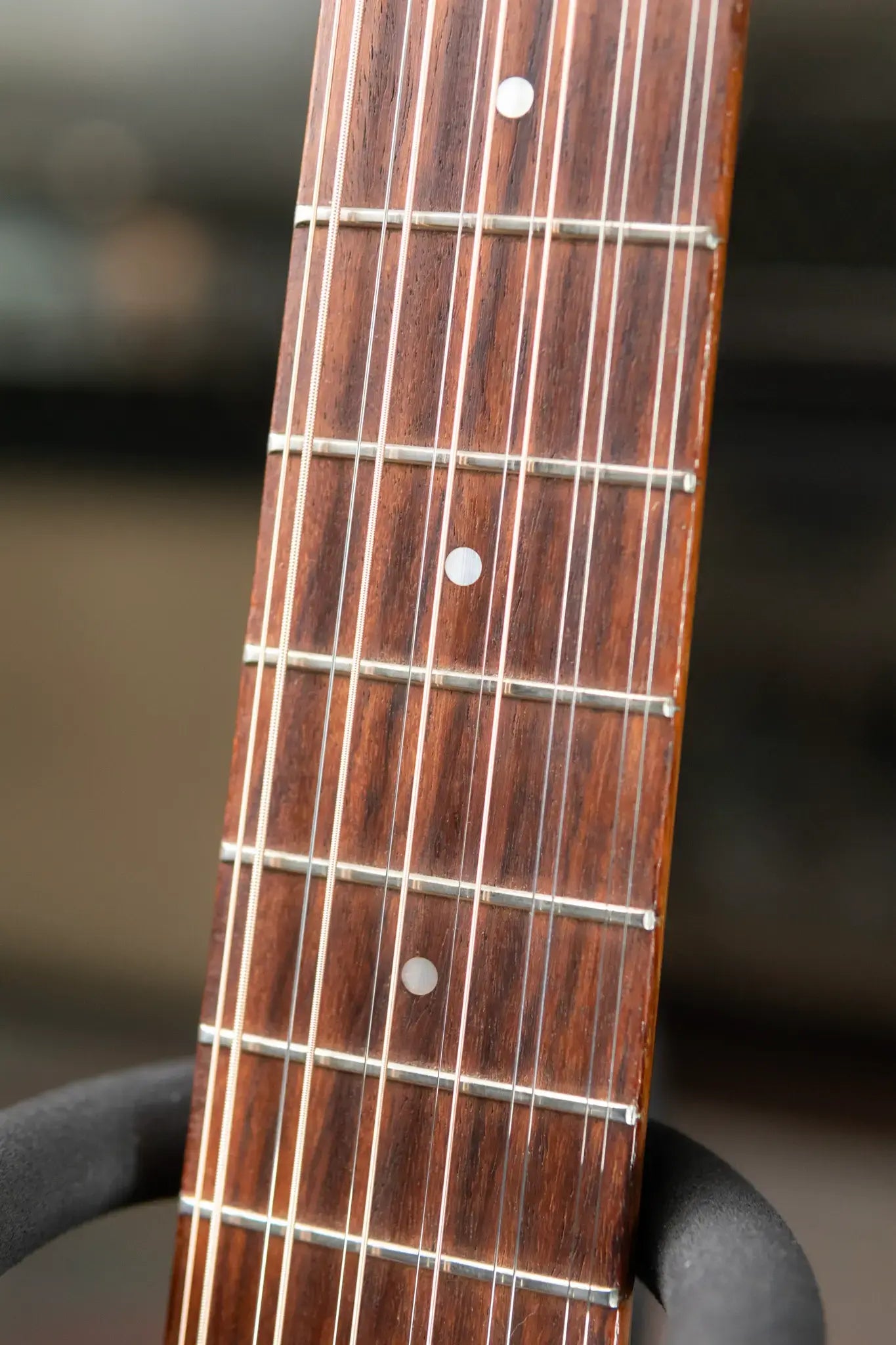 Guild D-212 Dreadnought 12-String Guitar - Chestnut with Hardshell Case - Used