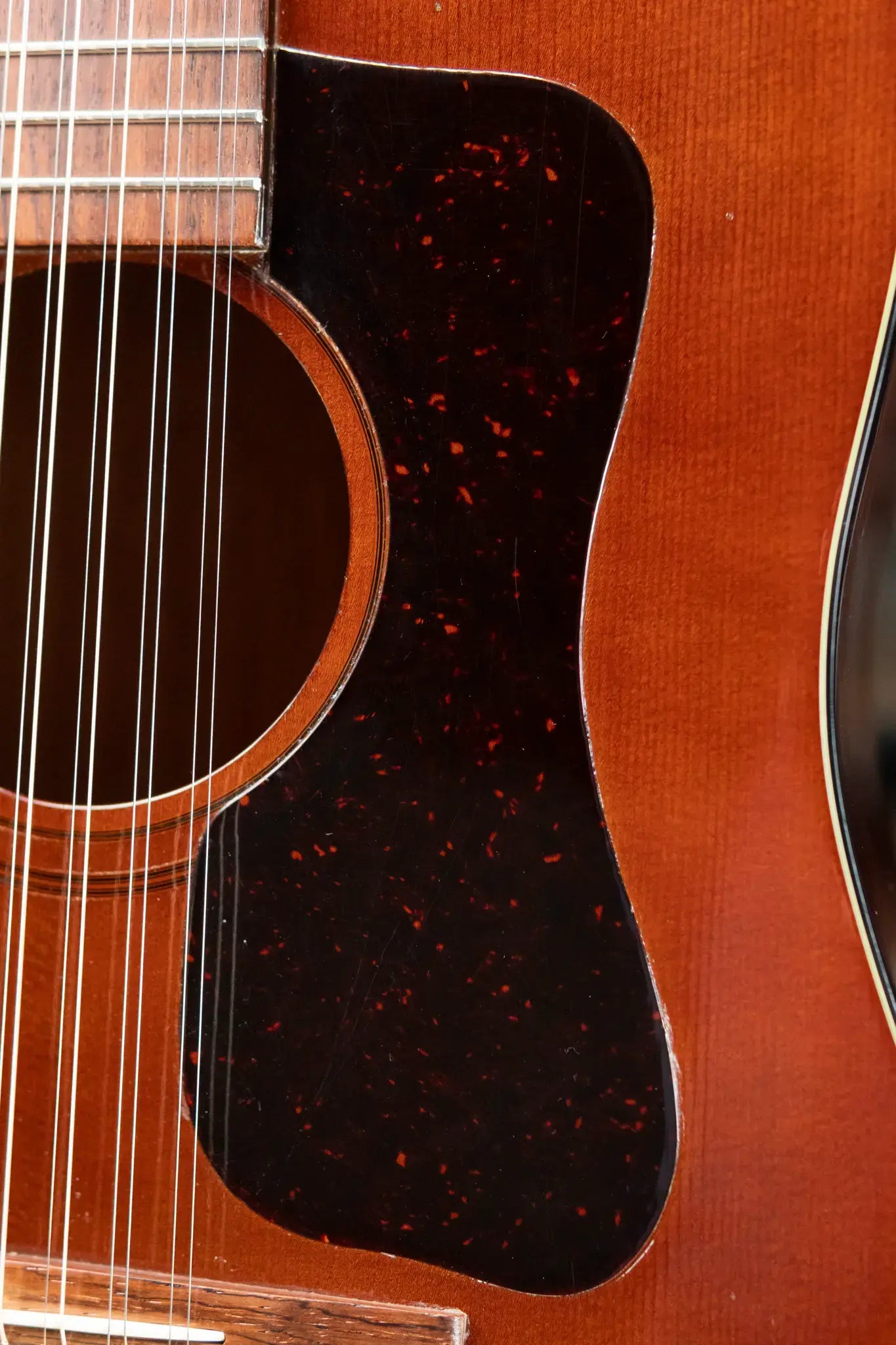 Guild D-212 Dreadnought 12-String Guitar - Chestnut with Hardshell Case - Used