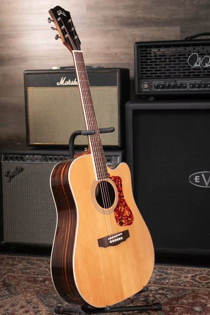 Guild Westerly Collection D-260ce Deluxe Acoustic/Electric Guitar with Hardshell Case - Used