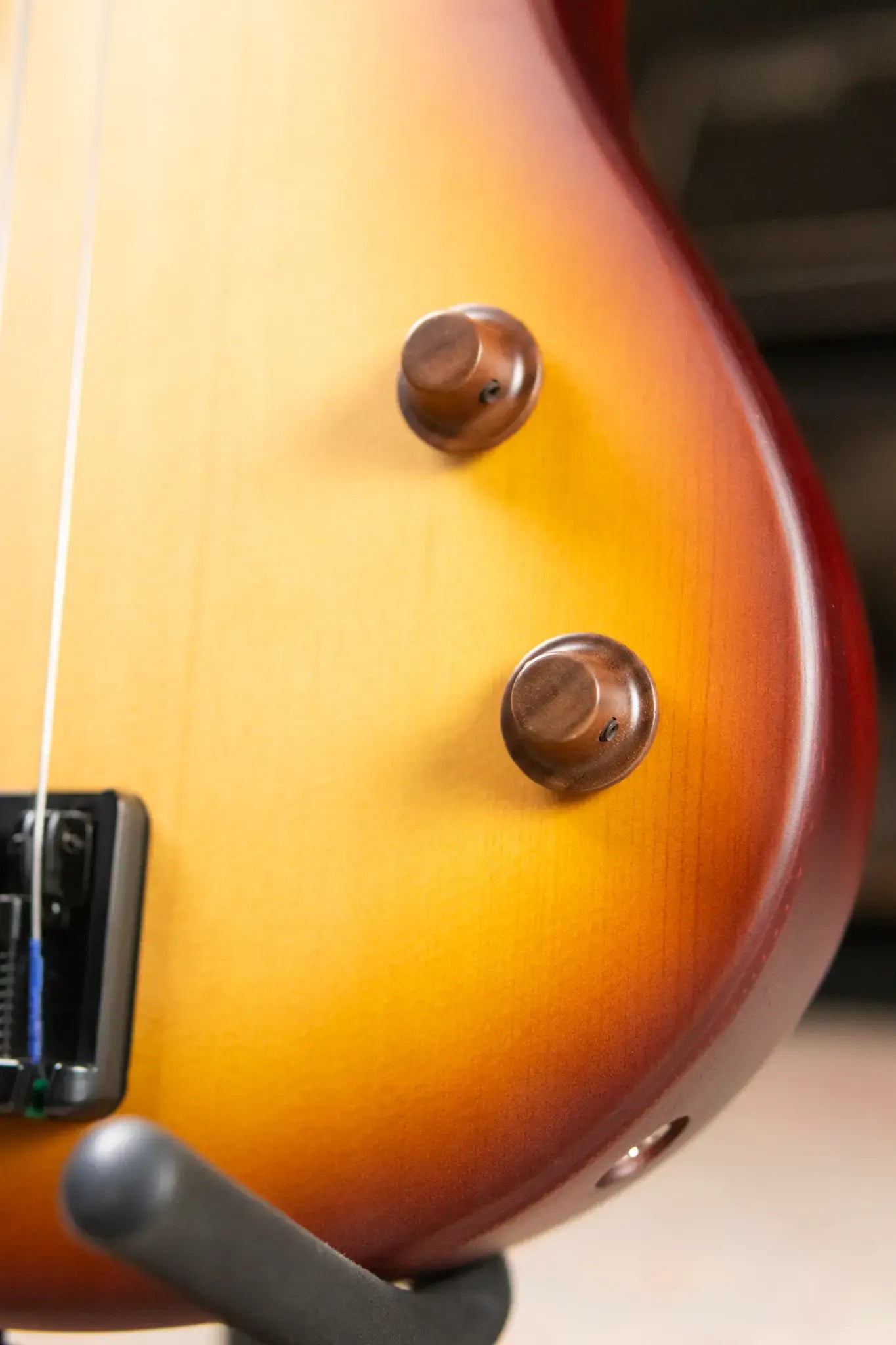 Ibanez Bass Workshop SRH500F Fretless Electric Bass - Natural Browned Burst Flat