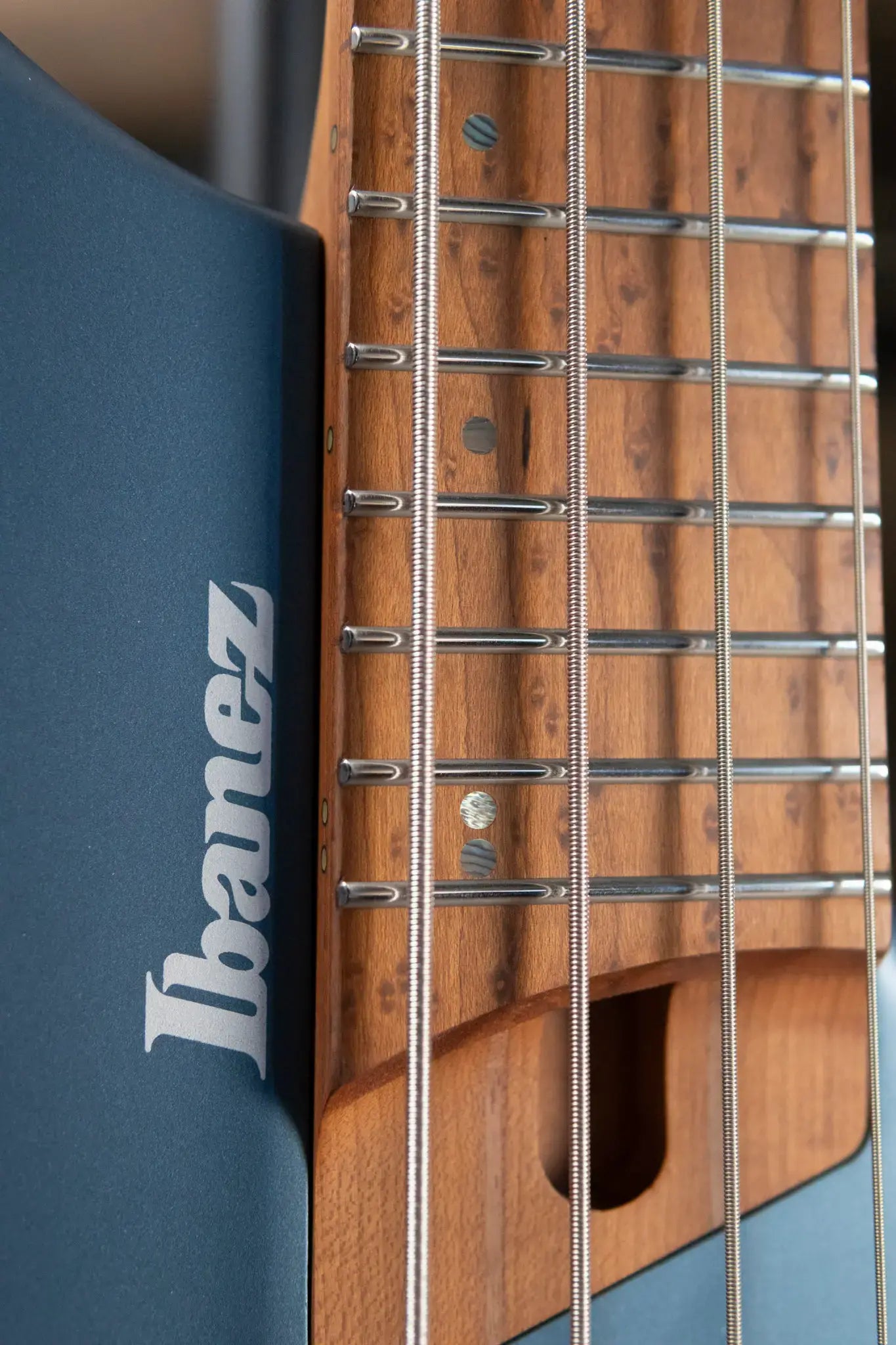 Ibanez EHB1000AOM Ergonomic Headless Bass Guitar - Arctic Ocean Matte