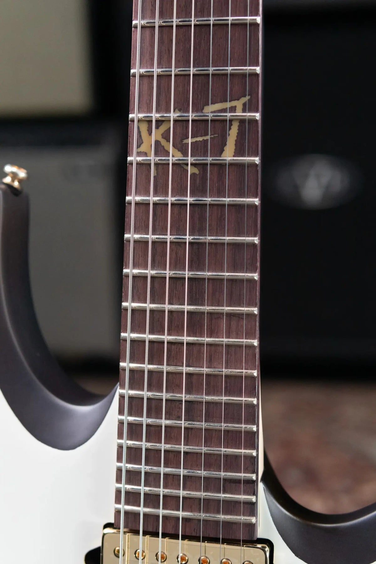 Ibanez K7YANG Brian "Head" Welch Signature 7-String Electric Guitar - Matte White with Gig Bag