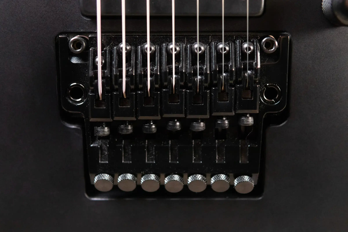 Ibanez K7YIN James "Munky" Shaffer Signature 7-String Electric Guitar - Matte Black with Gig Bag - Demo