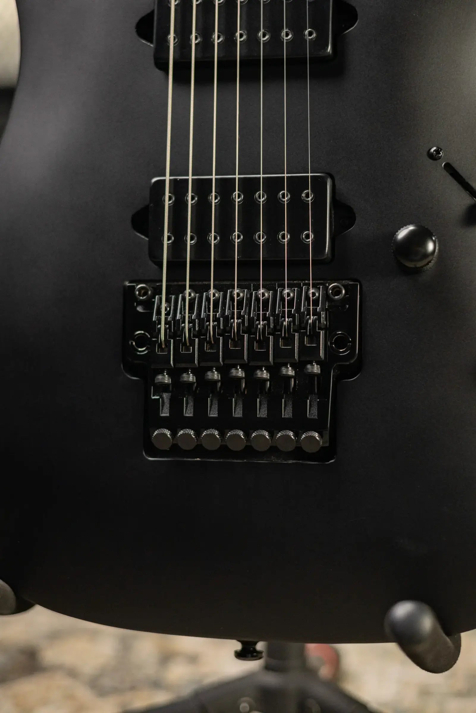 Ibanez K7YIN James "Munky" Shaffer Signature 7-String Electric Guitar - Matte Black with Gig Bag