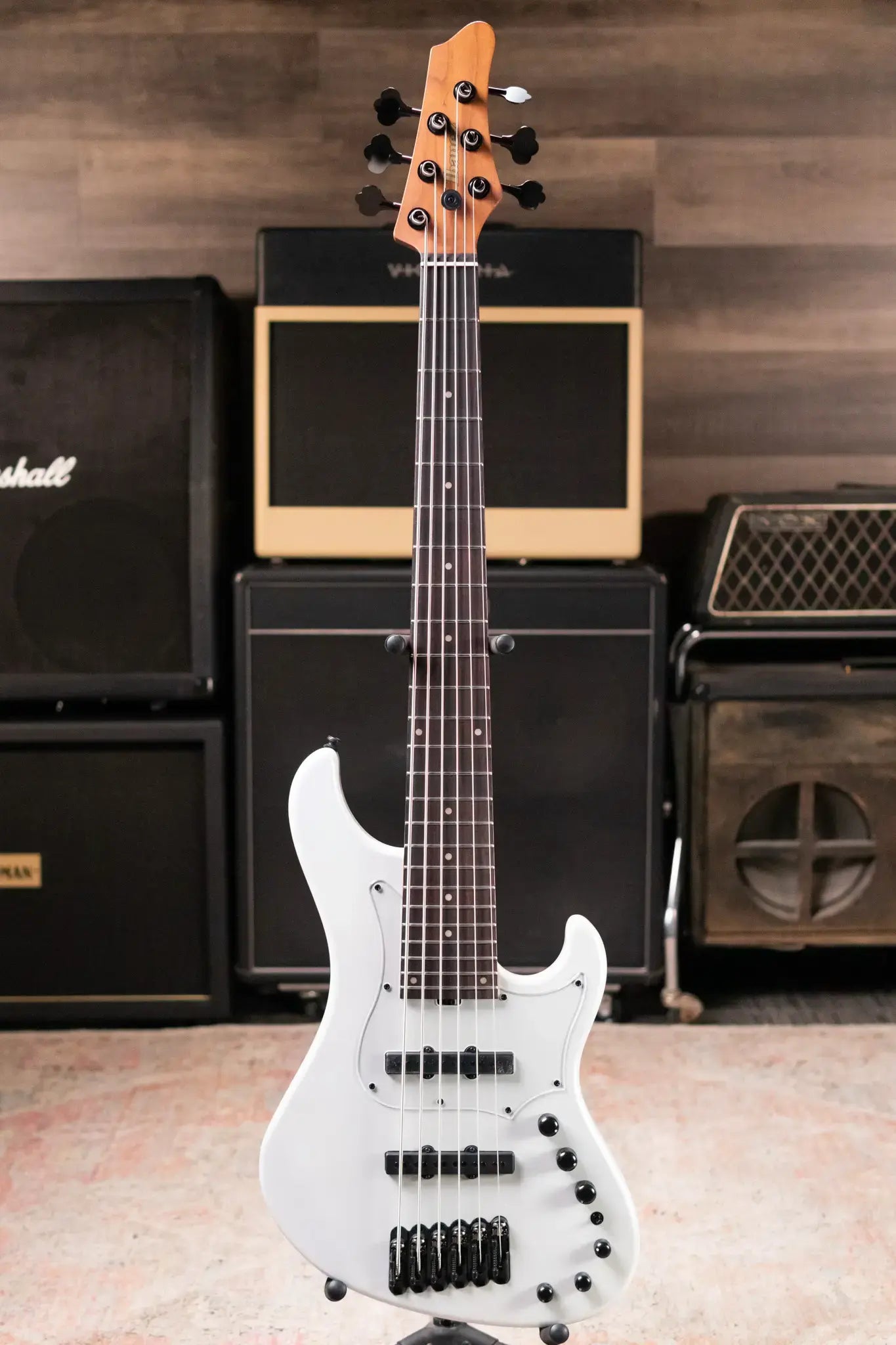 Ibanez MDM1006-PW Mode 6-String Electric Bass - Pearl White with Gig Bag