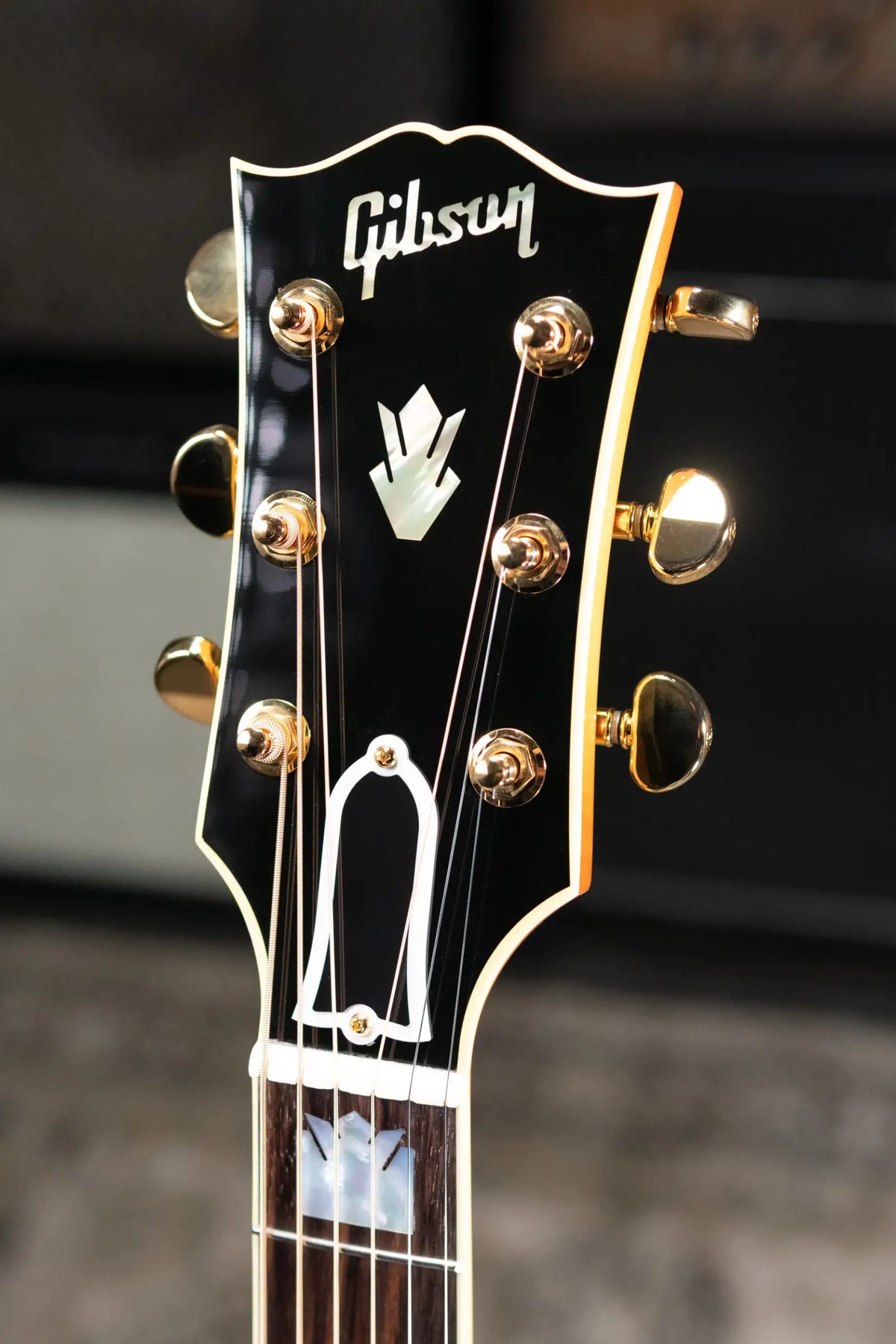 Gibson SJ-200 60s Original Acoustic/Electric Guitar - Vintage Sunburst with Hardshell Case