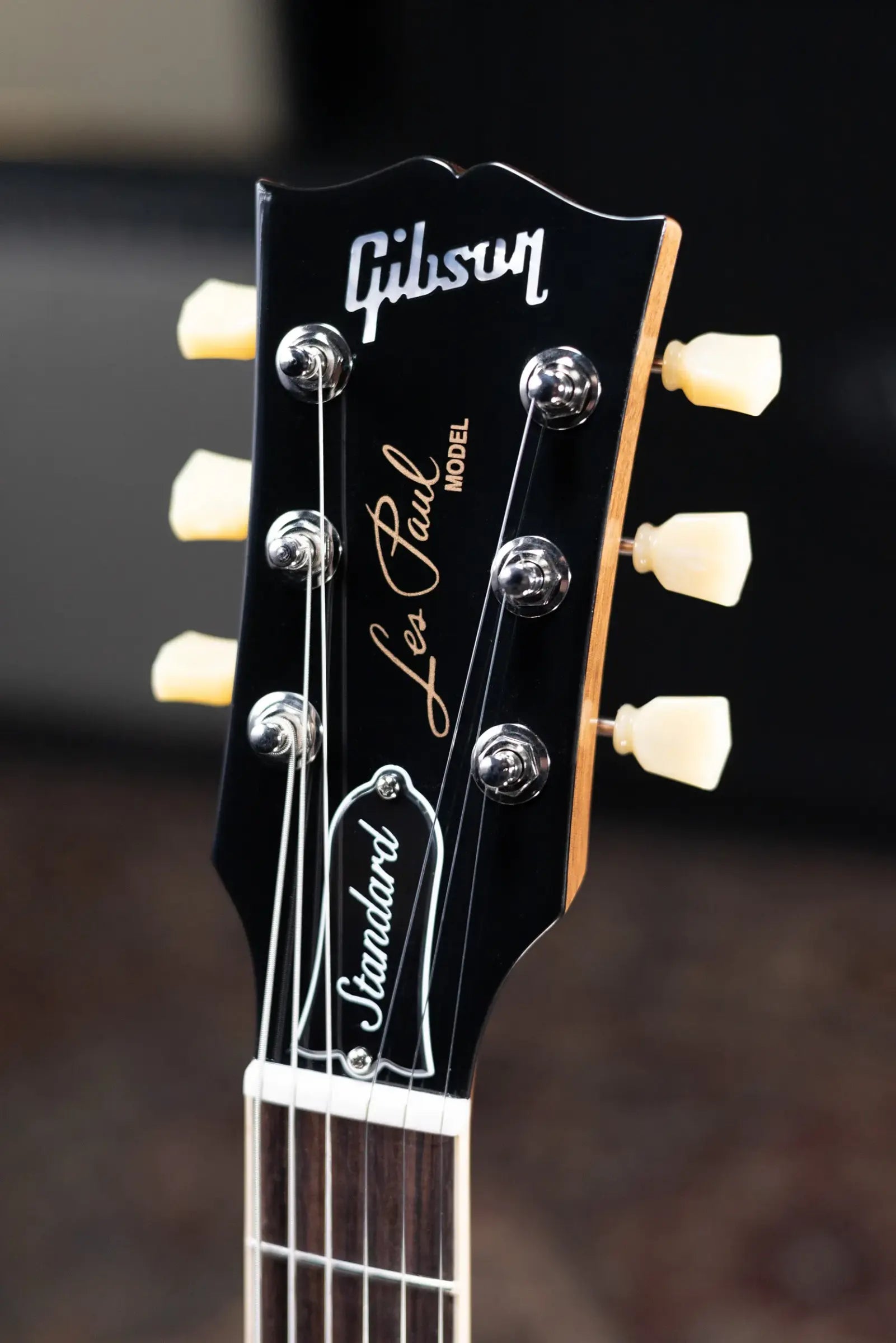 Gibson Les Paul Standard '50s P-90 Electric Guitar - Gold Top with Hardshell Case
