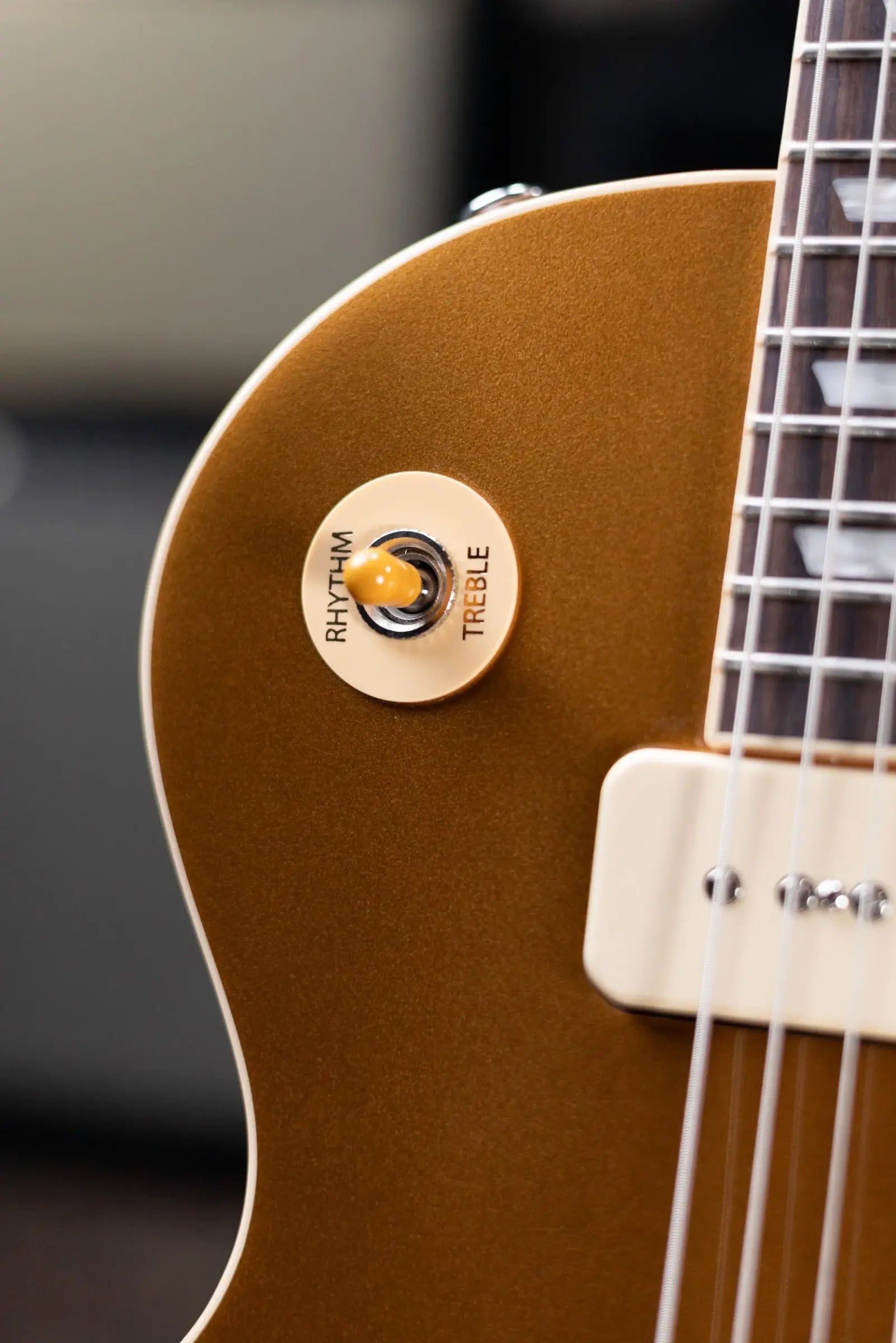 Gibson Les Paul Standard '50s P-90 Electric Guitar - Gold Top with Hardshell Case