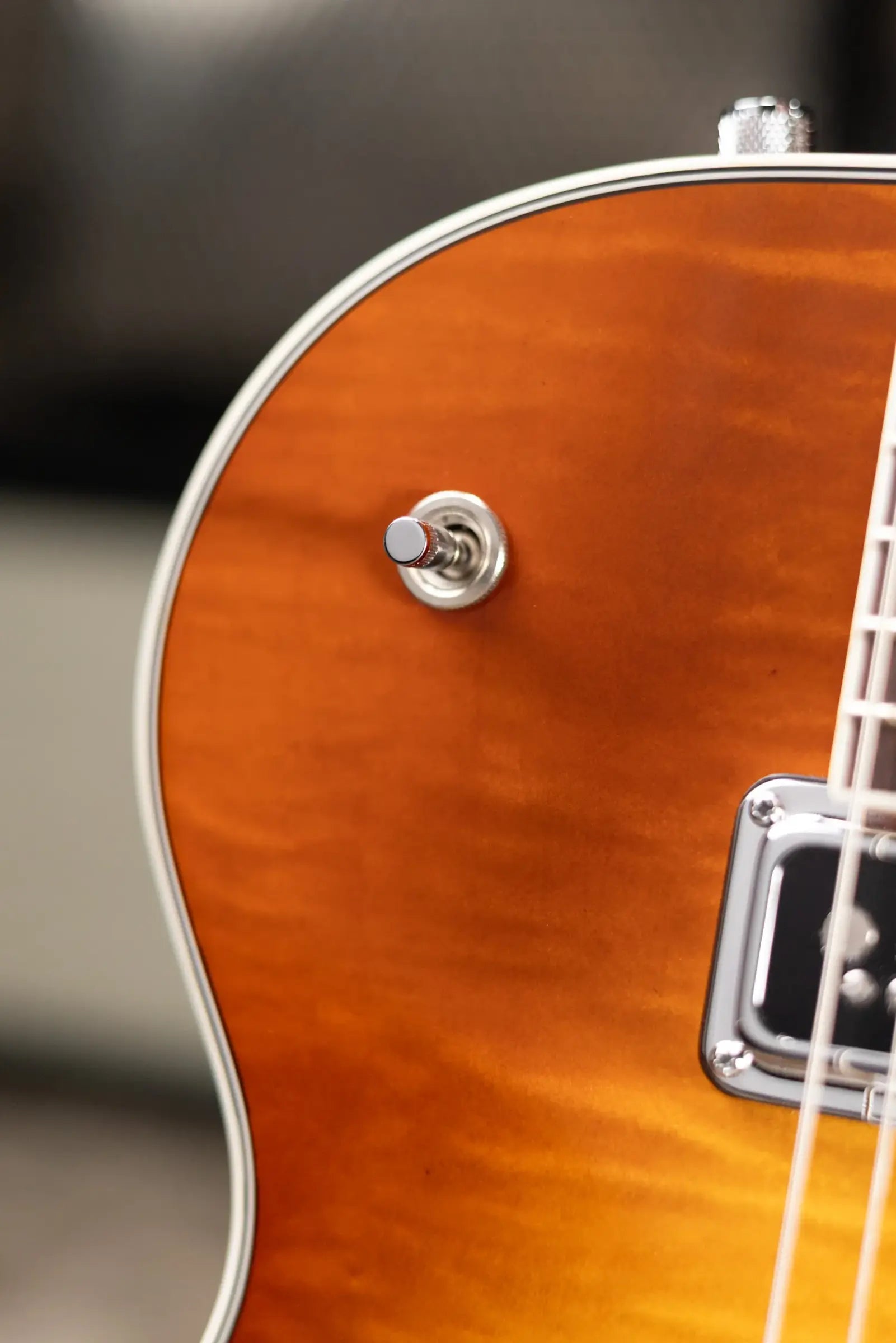 Gretsch Custom Shop Masterbuilt G6128CS 57 Duo Jet NOS Electric Guitar - Honeyburst with Hardshell Case - Used