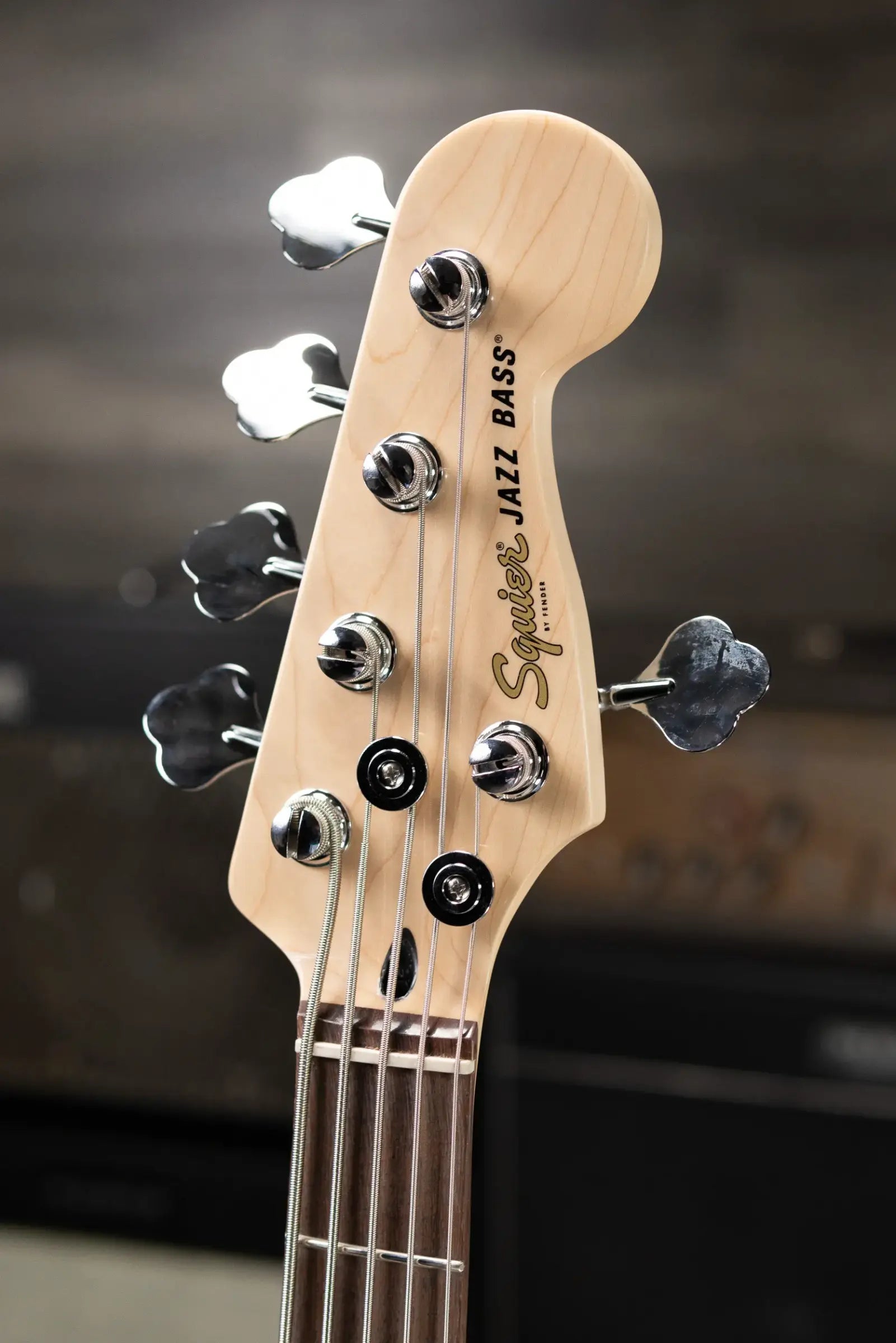 Squier Affinity Series Jazz Bass V - 3-Color Sunburst