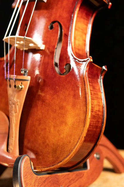 Maple Leaf Strings Craftsman Collection Chaconne Carved Fittings Violin - 4/4 Size