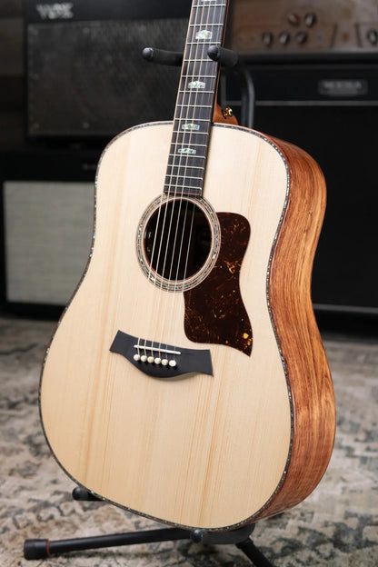 Taylor 2026 Catch Custom #13 C10e Dreadnought Acoustic/Electric Guitar with Hardshell Case