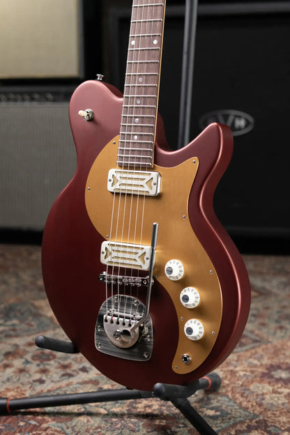 Eastman Guitars FullerTone Offset '62 Electric Guitar - Dakota Red with Gig Bag