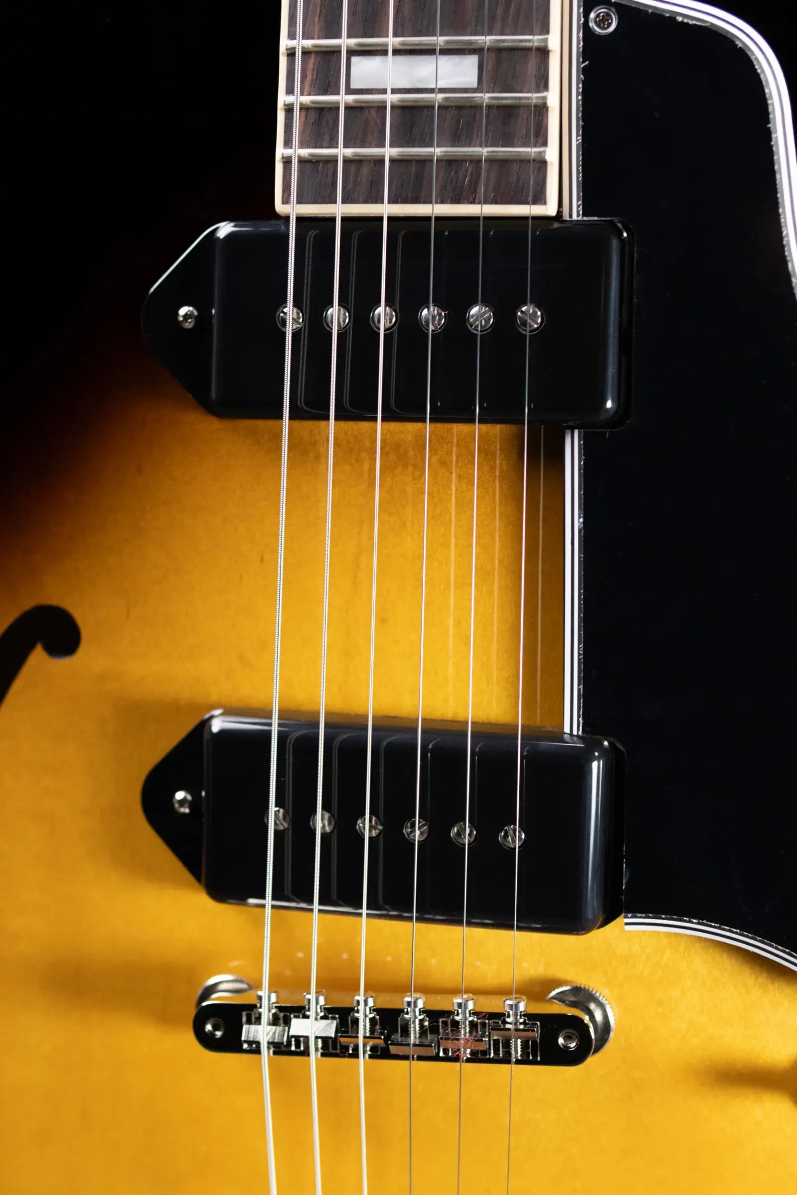 Gibson ES-330 Hollow Body Electric Guitar - Tobacco Burst with Hardshell Case
