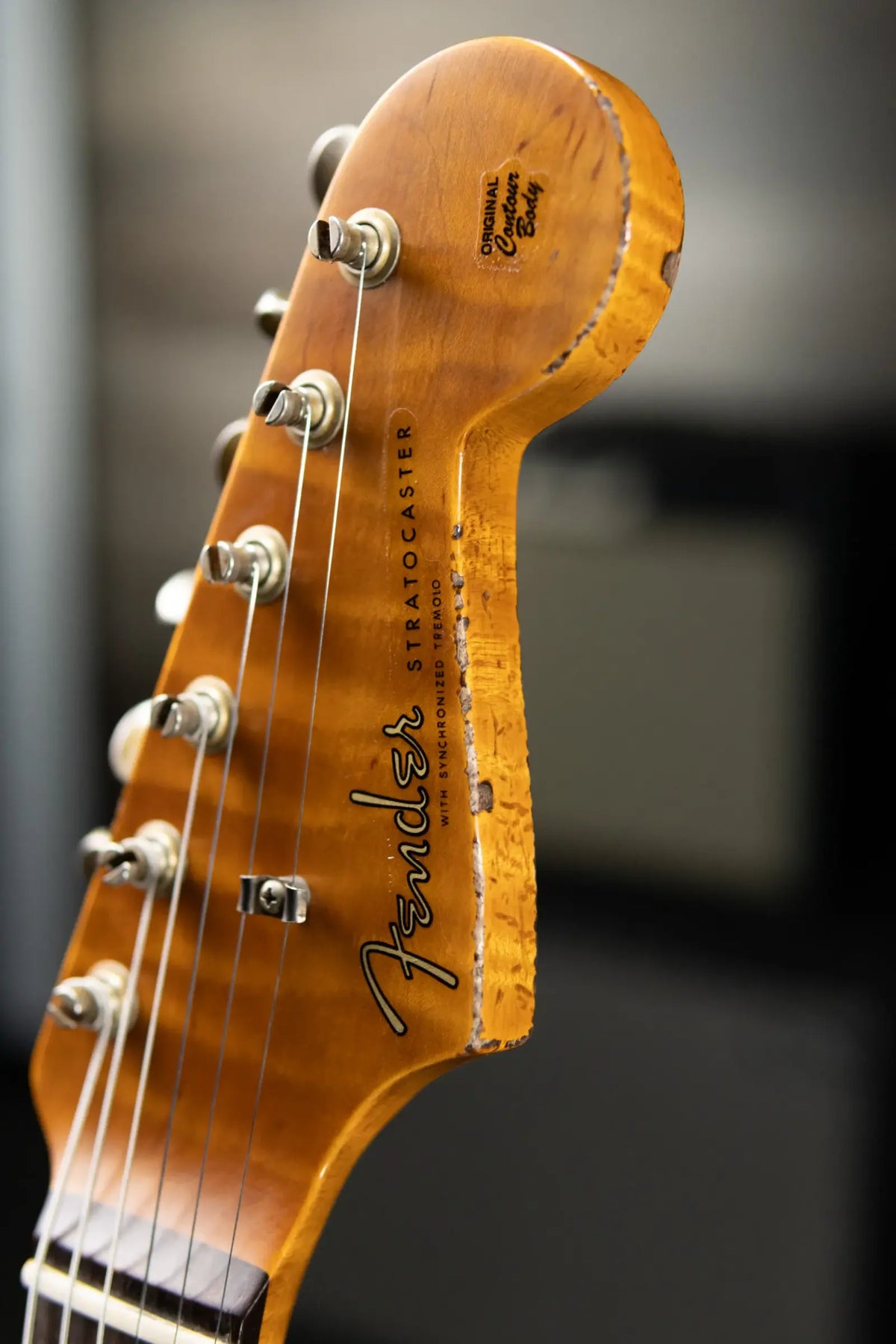 Fender Custom Shop '60 Stratocaster Heavy Relic Electric Guitar - Super Faded Fiesta Red over 3-Tone Burst with Hardshell Case