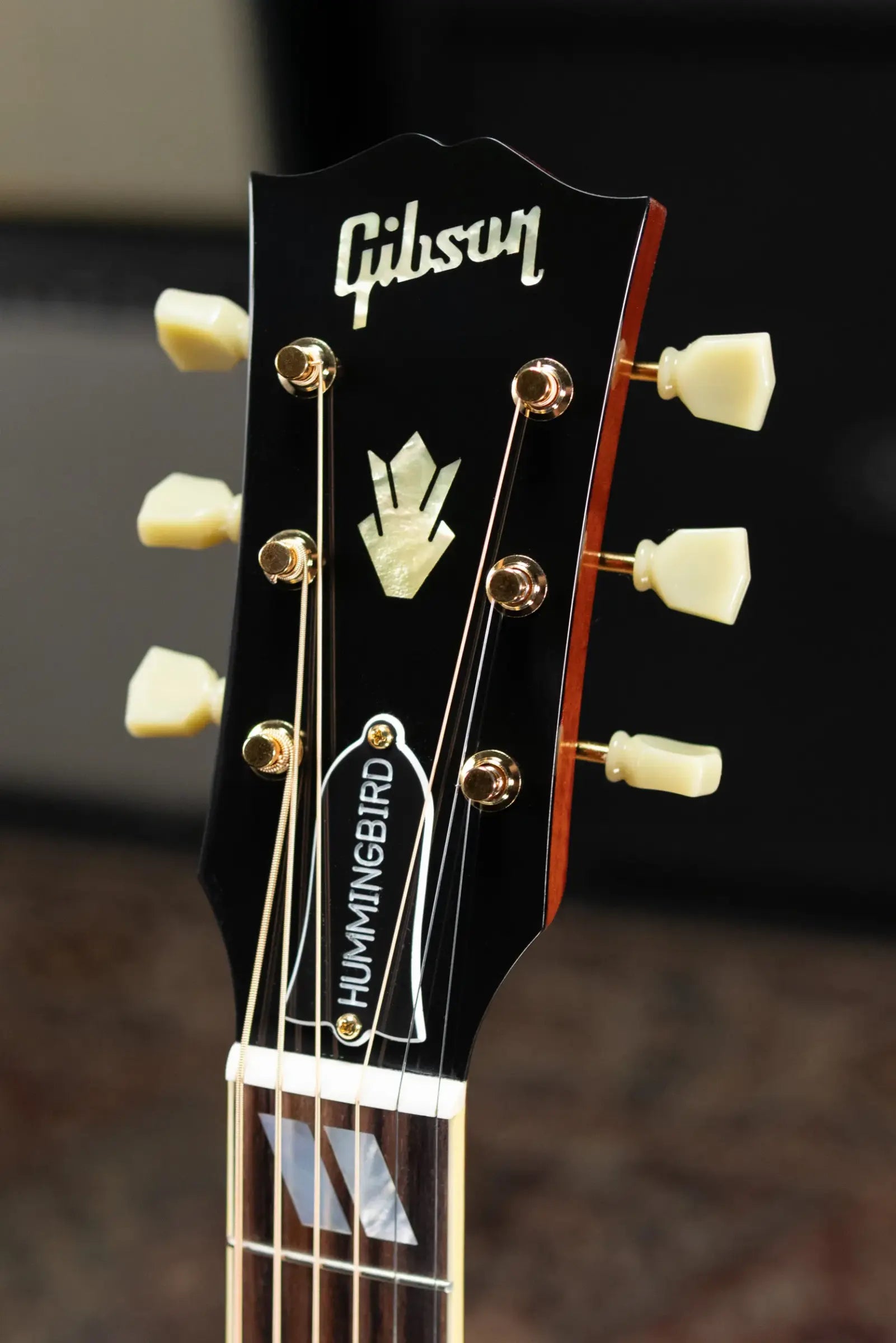 Gibson Hummingbird Original Acoustic/Electric Guitar - Antique Natural with Hardshell Case