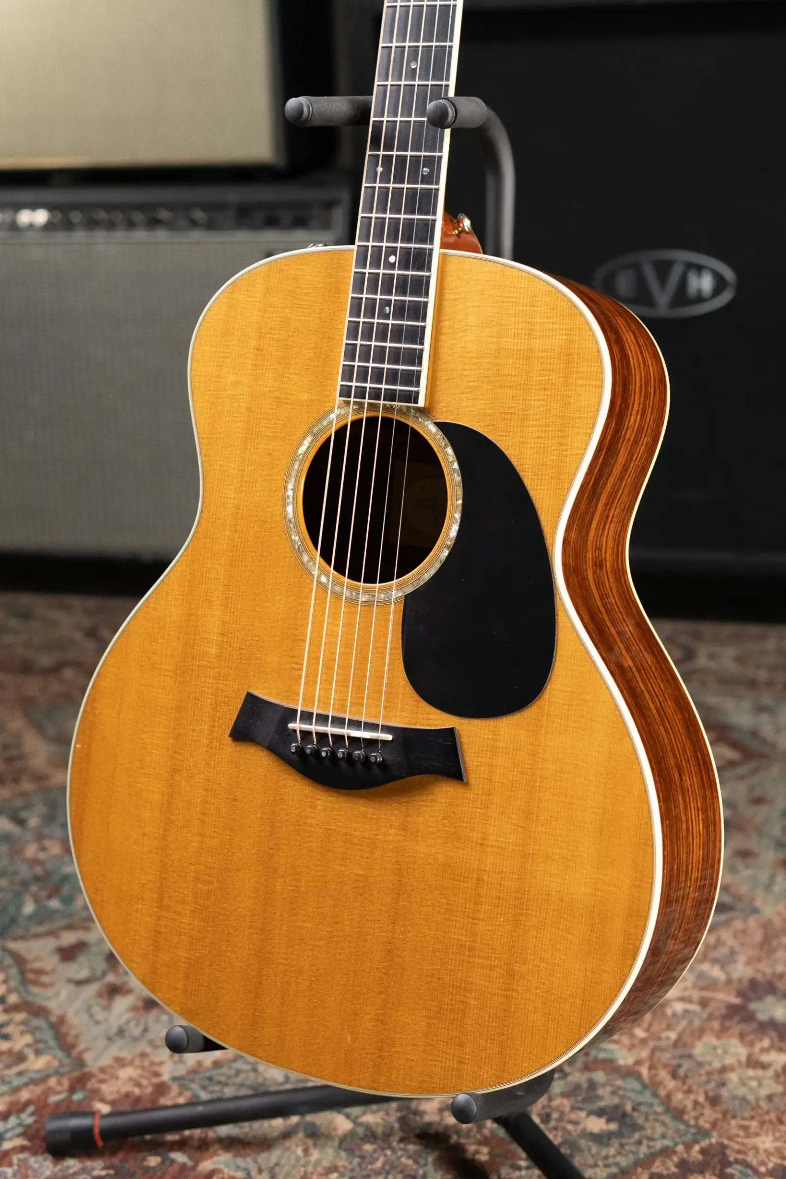 Taylor GS8e Acoustic Guitar - Natural with Hardshell Case - Used