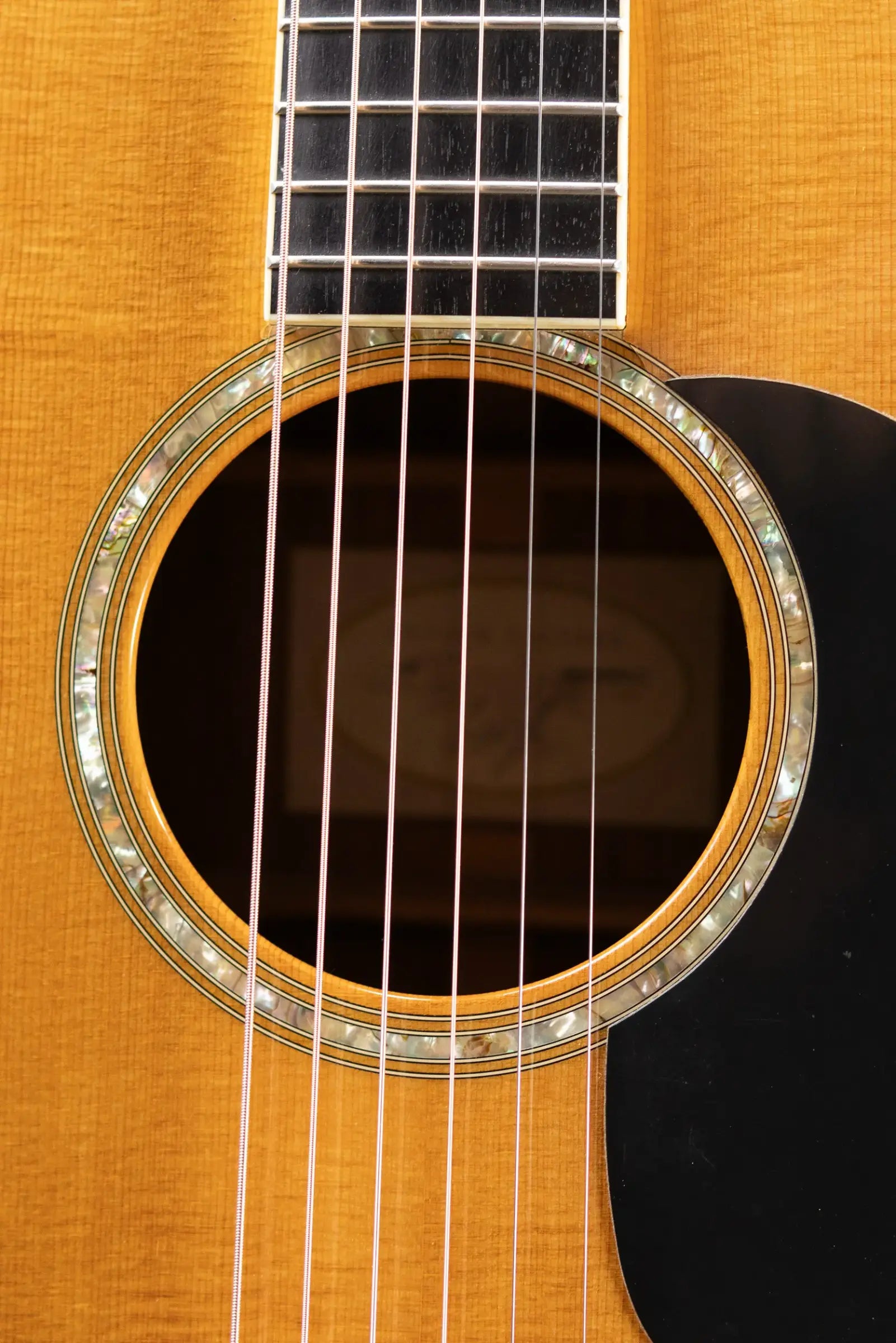 Taylor GS8e Acoustic Guitar - Natural with Hardshell Case - Used