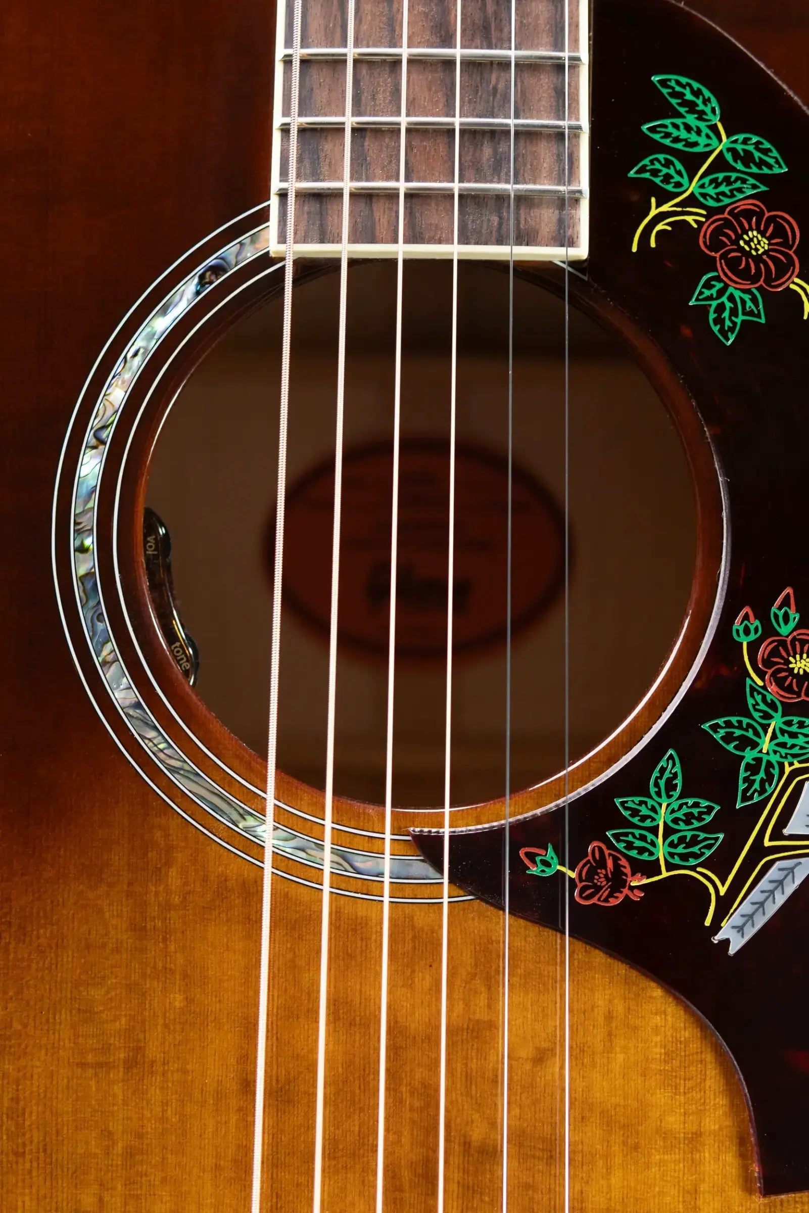 Gibson Dove Anniversary Limited Edition Acoustic/Electric Guitar - Cremona Burst with Hardshell Case