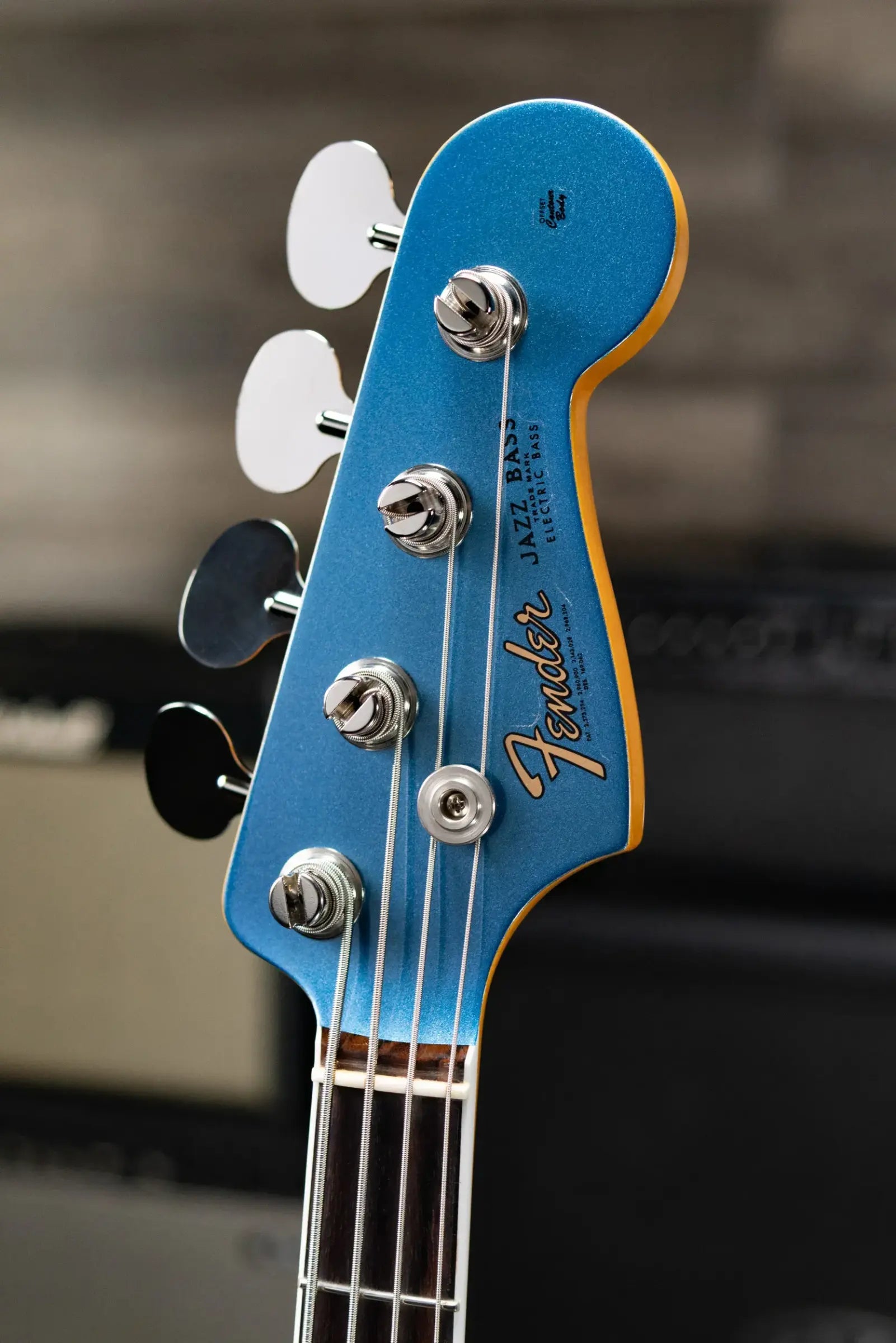 Fender American Vintage II 1966 Jazz Bass - Lake Placid Blue with Hardshell Case