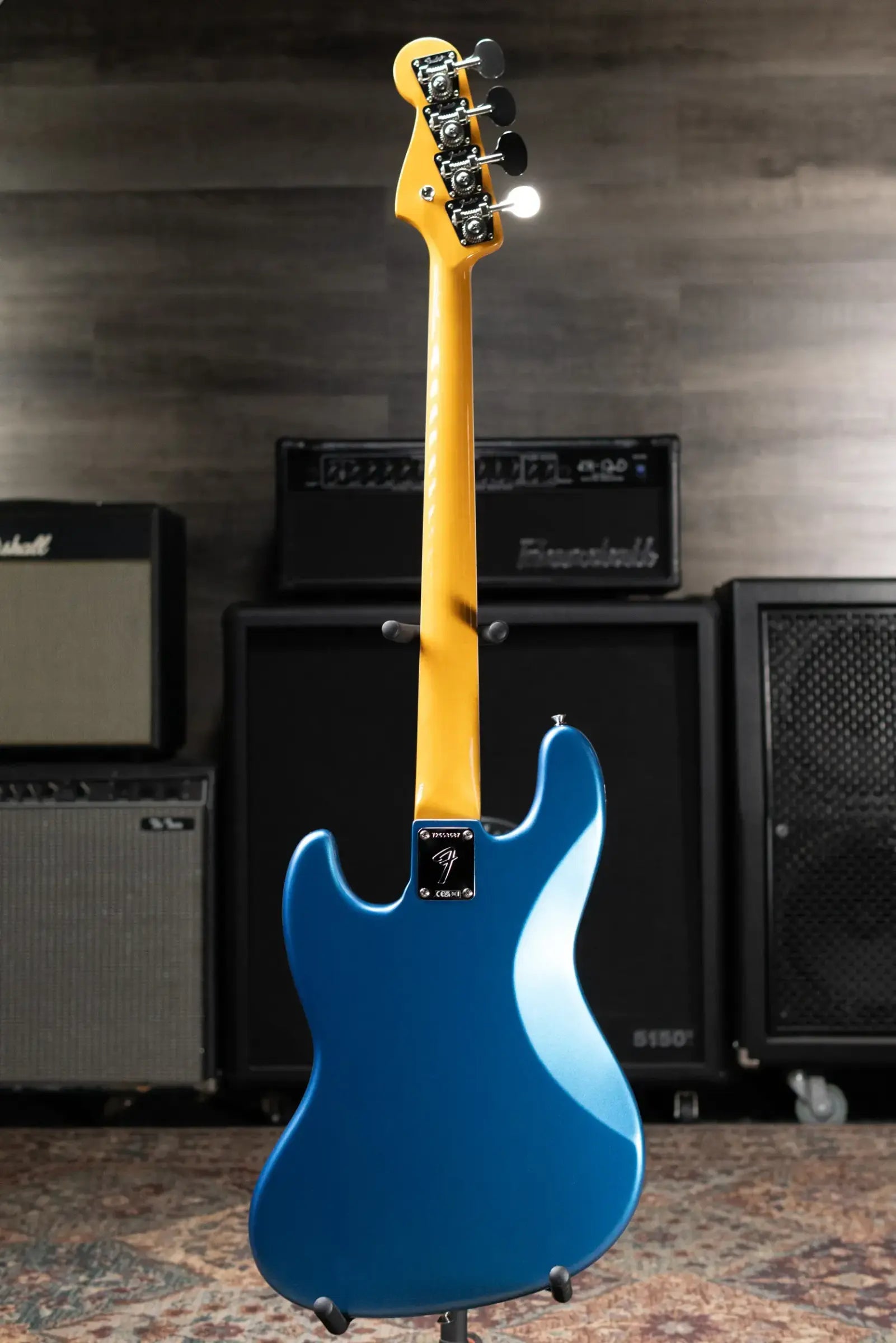 Fender American Vintage II 1966 Jazz Bass - Lake Placid Blue with Hardshell Case