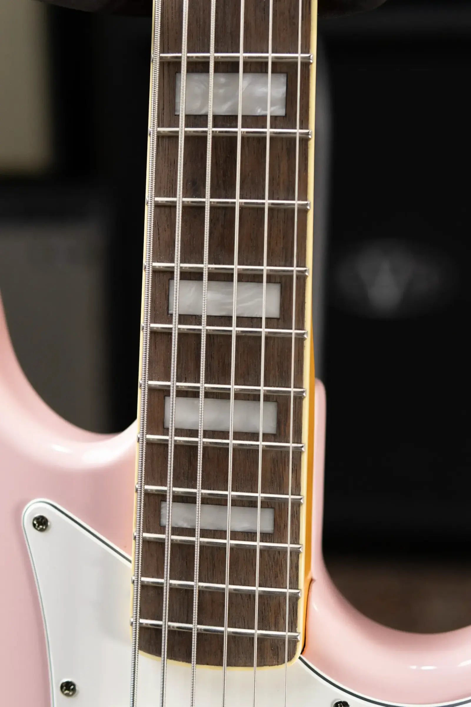 Squier Classic Vibe Bass VI - Shell Pink - Used