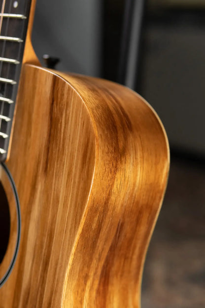 Taylor BTe-Koa Baby Taylor Acoustic/Electric Guitar with Gig Bag