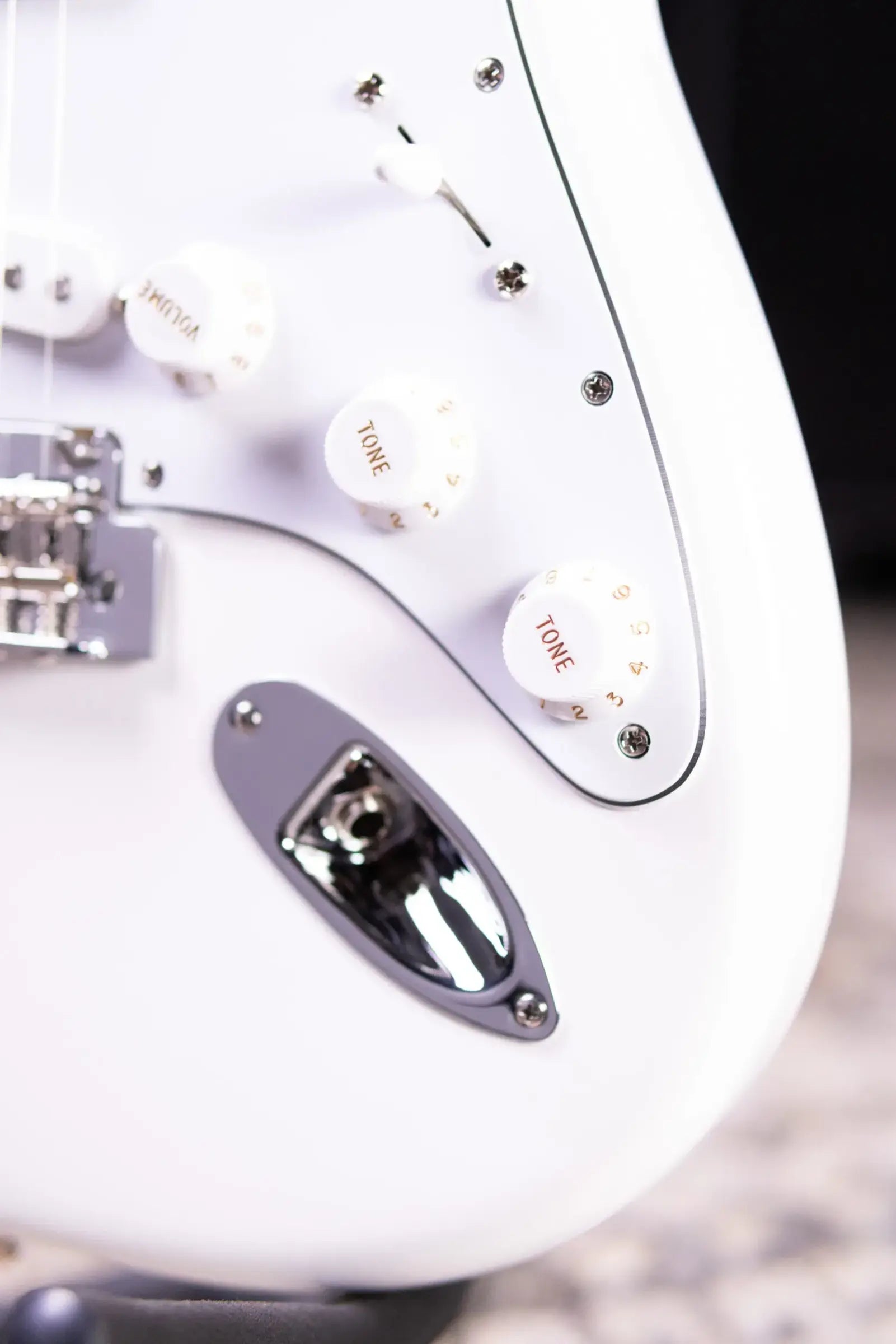 Fender Dealer Exclusive Player II Stratocaster Electric Guitar - Polar White with Matching Headstock