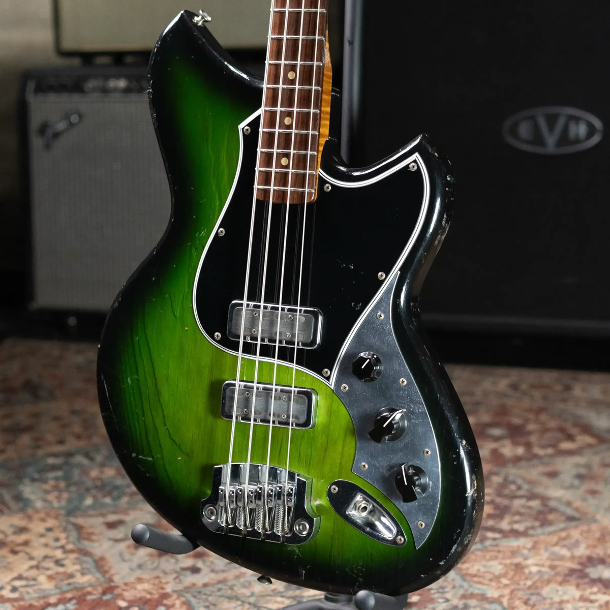 Novo Serus Bass - Cat's Eye Green with Mono Gig Bag- Used