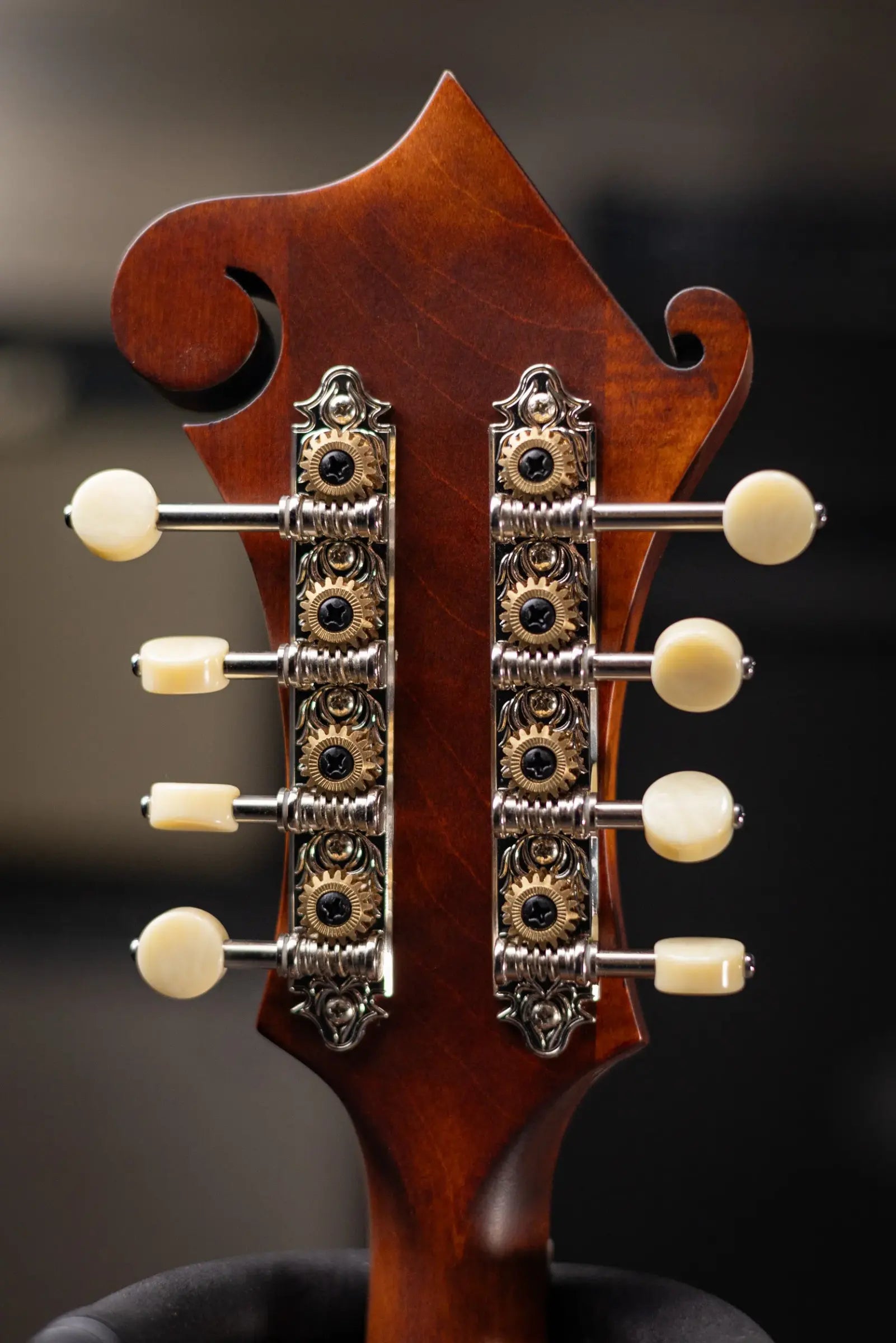 Eastman MD315 F-Style Wide Neck Mandolin - Amberburst with Gig Bag