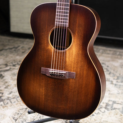 Martin 000-16 StreetMaster Acoustic Guitar with Gig Bag