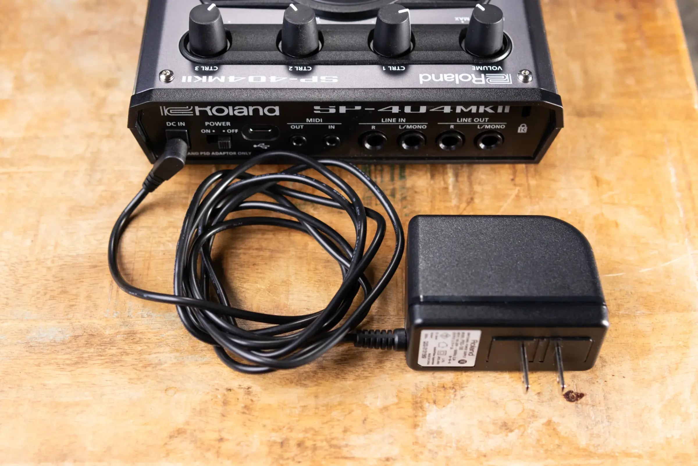 Roland SP-404 MKII Creative Sampler and Effector - Used