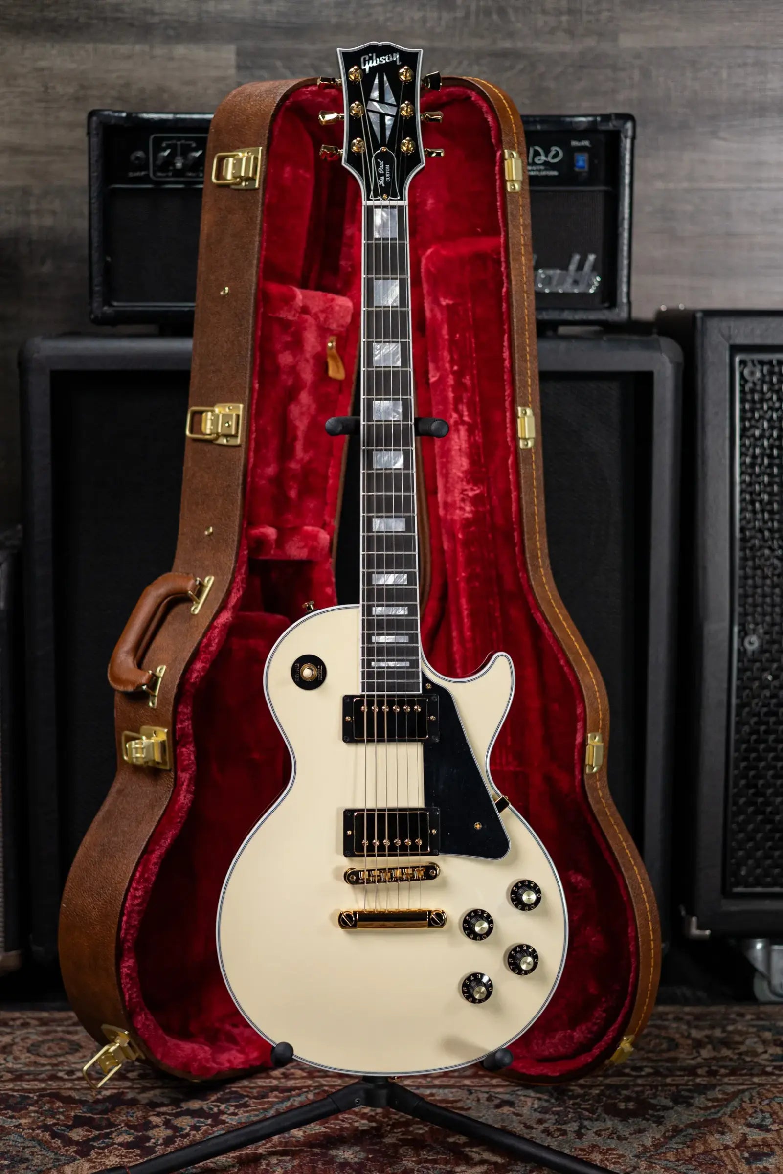 Gibson Les Paul Custom 70s Electric Guitar - Butter Cream with Hardshell Case