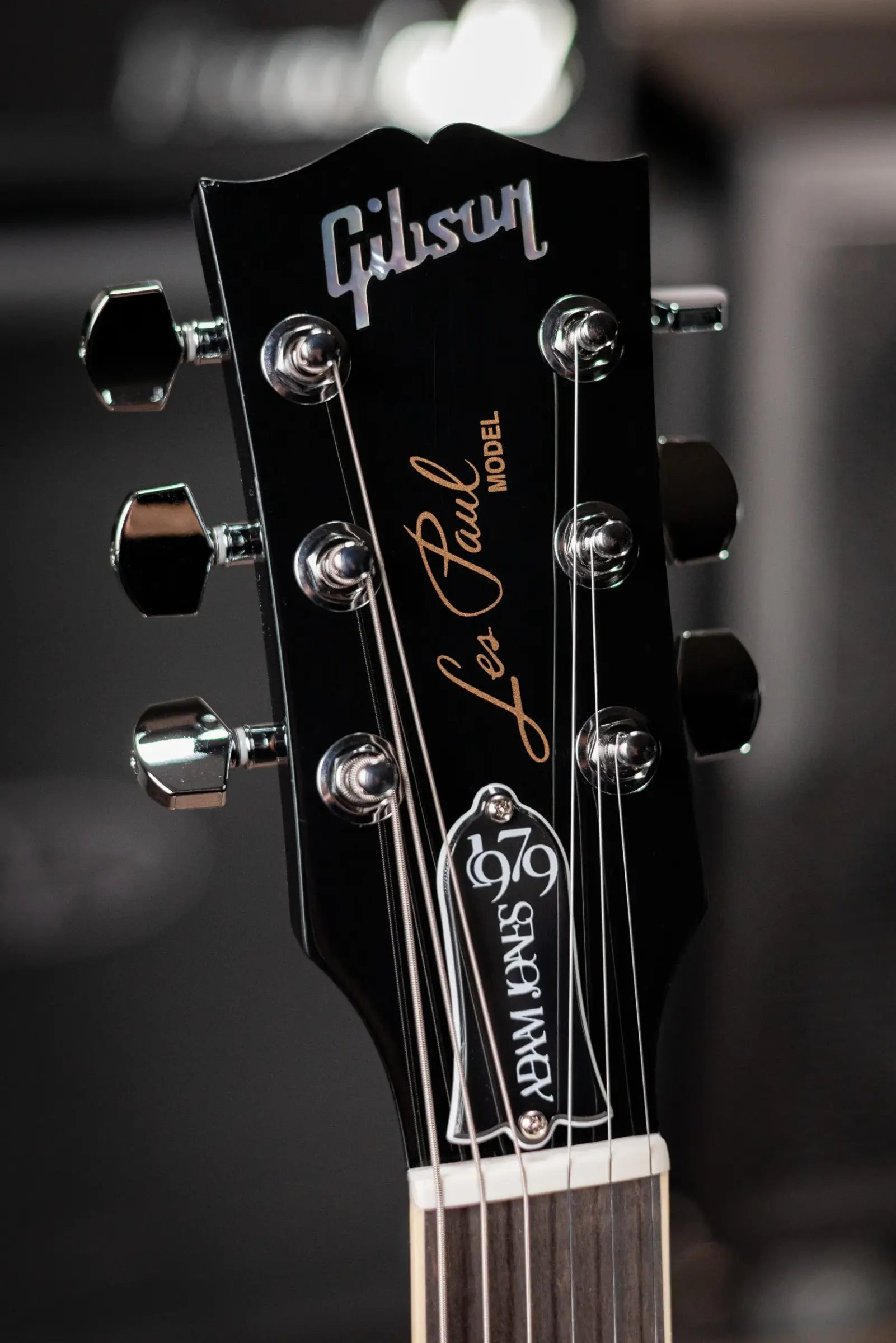 Gibson Adam Jones Signature Les Paul Standard Electric Guitar - Silverburst with Hardshell Case