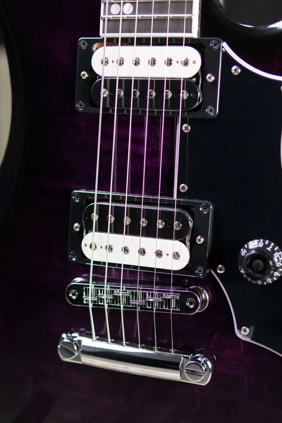 Gibson Victory Figured Top Electric Guitar - Dark Purple Burst with Hardshell Case