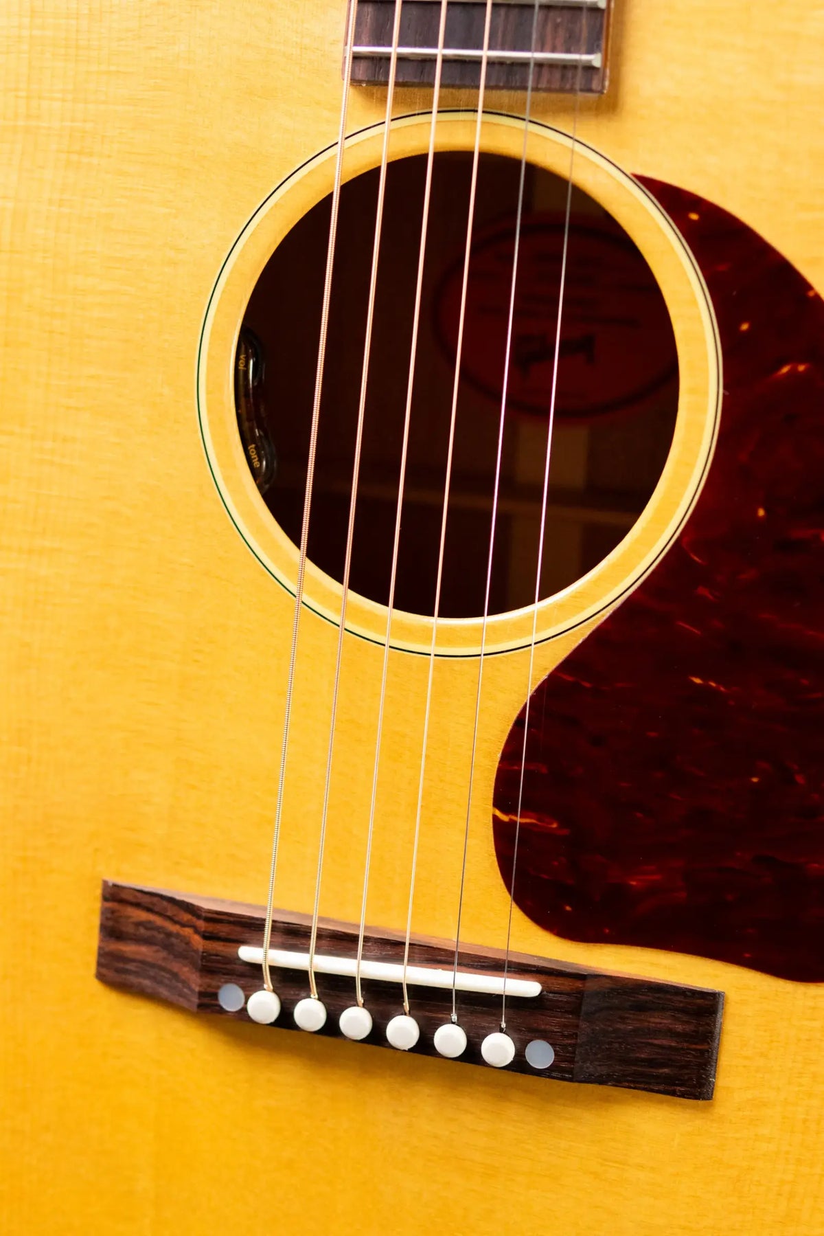 Gibson LG-2 50s Original Acoustic/Electric Guitar - Antique Natural with Hardshell Case