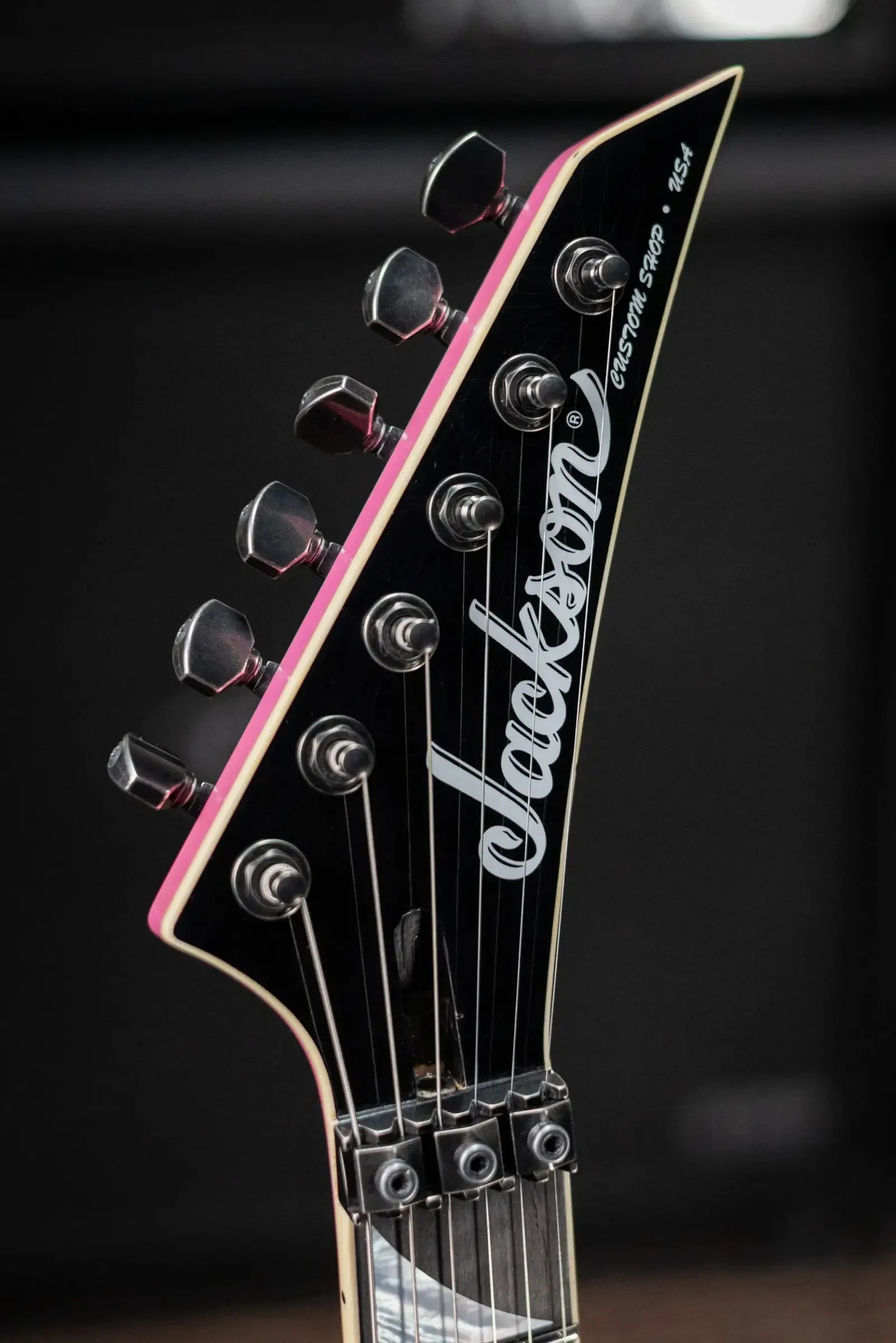 Jackson Custom Shop Special Edition Soloist 2H FR Electric Guitar - Nitro Tour Relic Platinum Pink over 3-Tone Sunburst with Hardshell Case