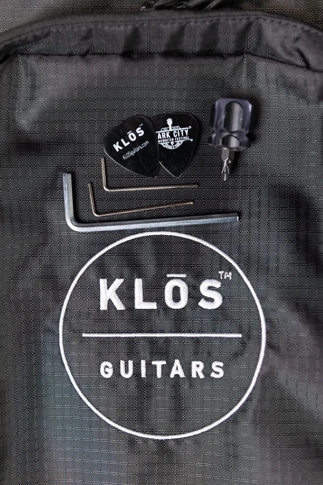 KLOS Apollo V Custom Series Electric Bass - Flame Red with Fishman Fluence and Gig Bag