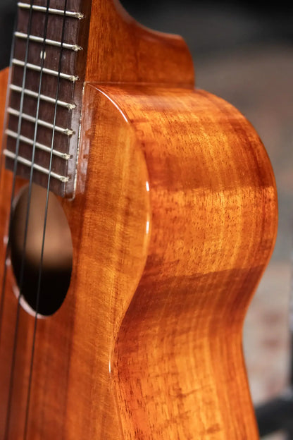 Kamaka Soprano (Standard) Ukulele with Hardshell Case - Used