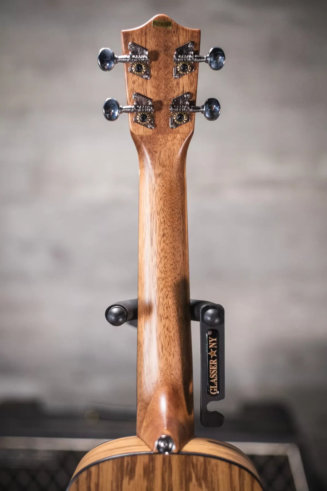 Lanikai OA-C Oak Concert Ukulele with Gig Bag