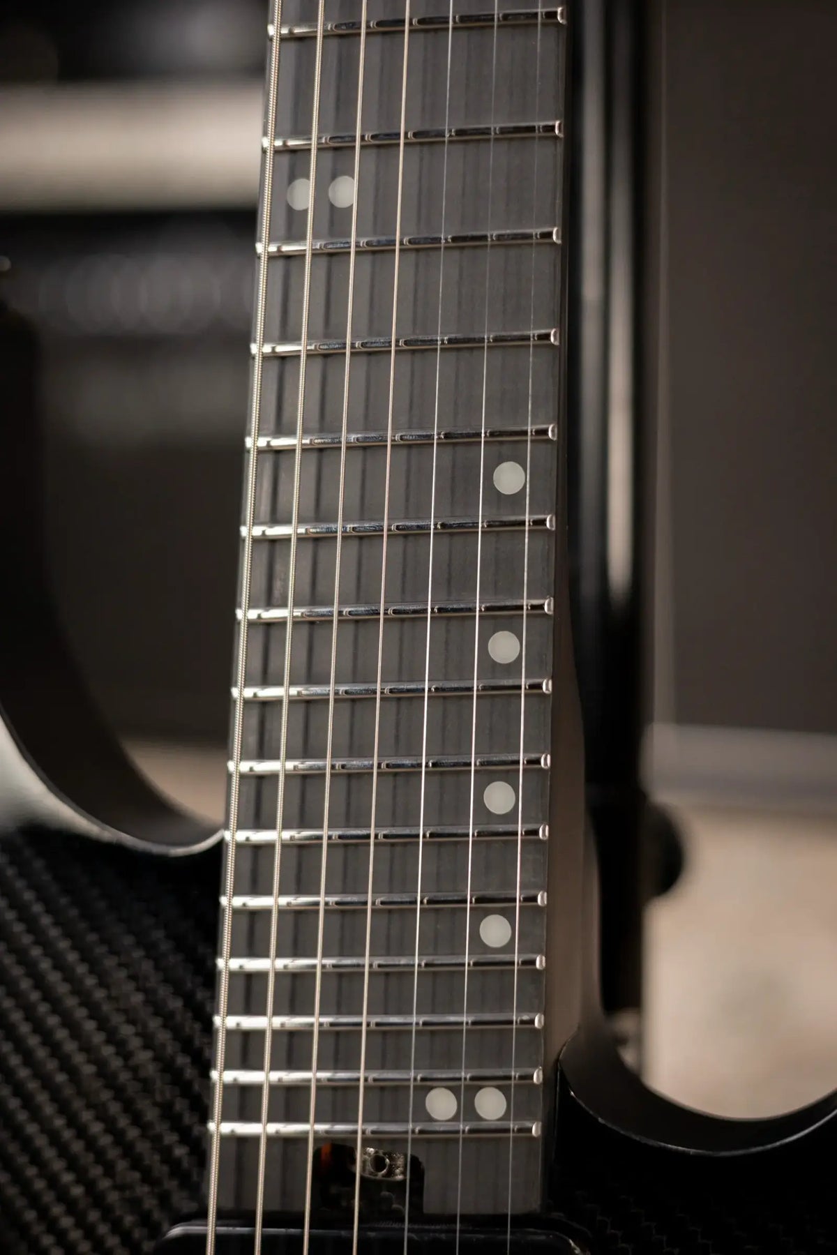 Legator N7F-Carbon Ninja Multi Scale 7-String Electric Guitar - Carbon with Gig Bag