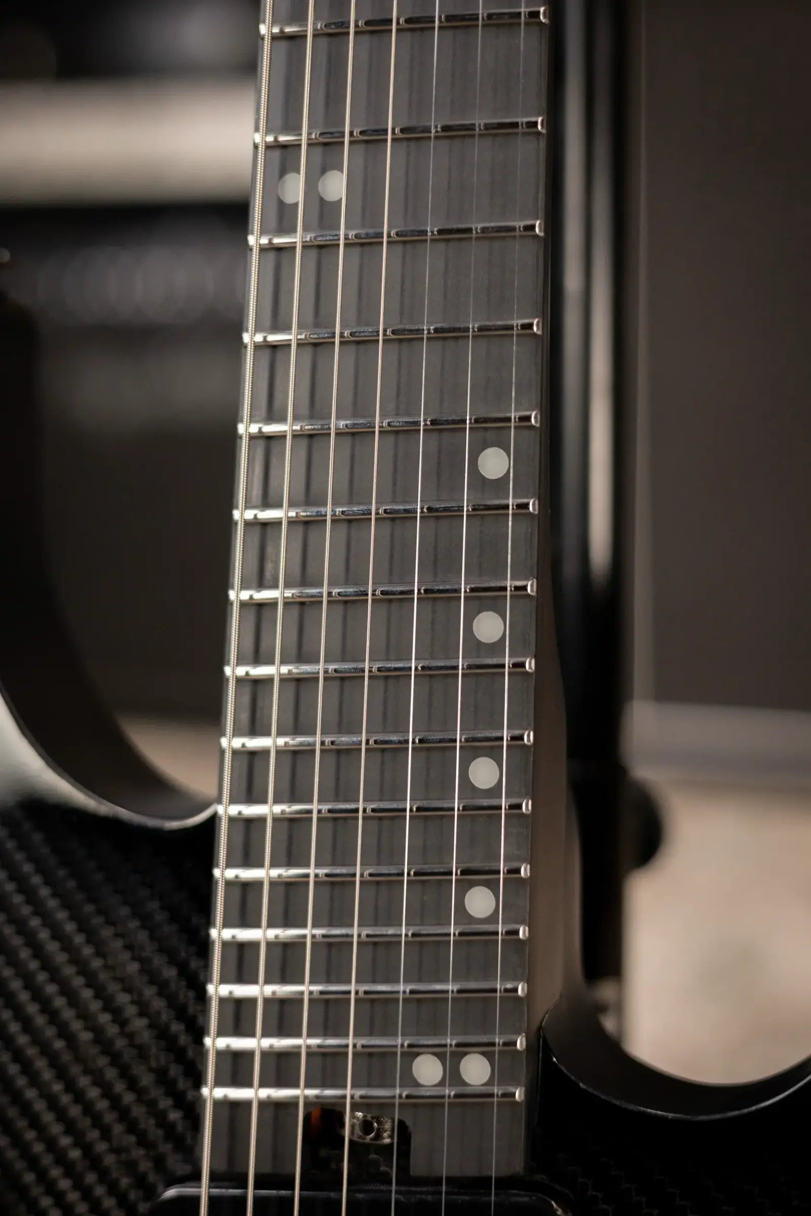 Legator N7F-Carbon Ninja Multi Scale 7-String Electric Guitar - Carbon with Gig Bag