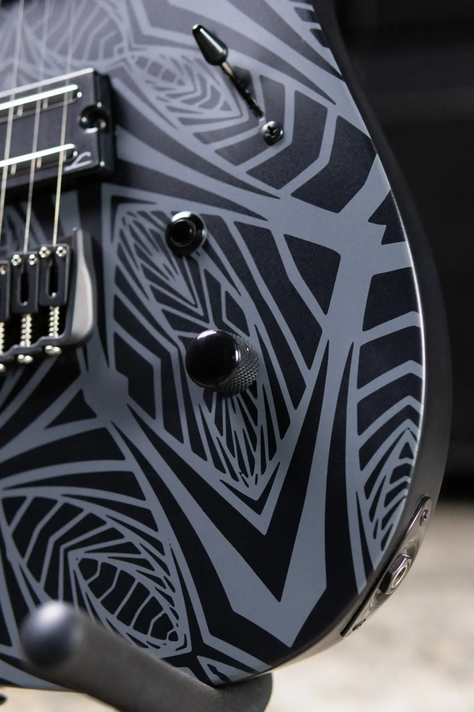 Legator N7F-INK Ninja Bolt-On 7-String Multi-Scale Electric Guitar - Satin Ilya Black with Gig Bag