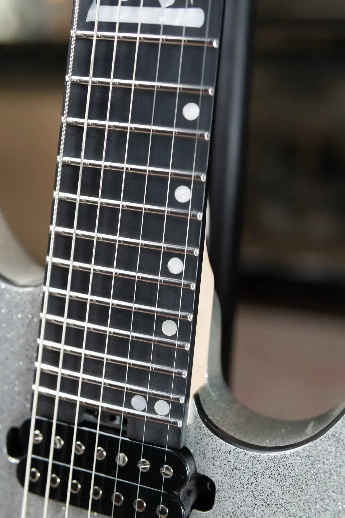 Legator Y07 7-String Electric Guitar - Silver with Gig Bag