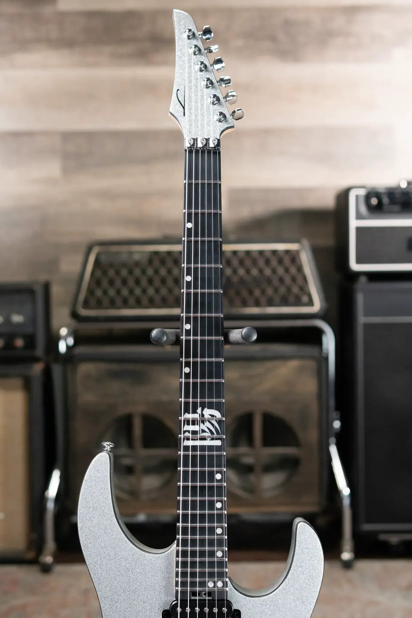 Legator YO6 Electric Guitar Silver Sparkle with Gig Bag 67b388524eb7d