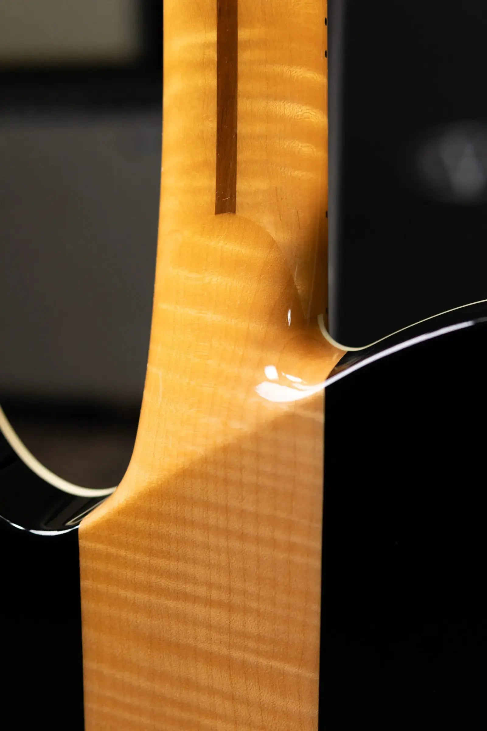Fender Custom Shop Merle Haggard "Tuff Dog" Telecaster Electric Guitar - 2-Color Sunburst with Hardshell Case