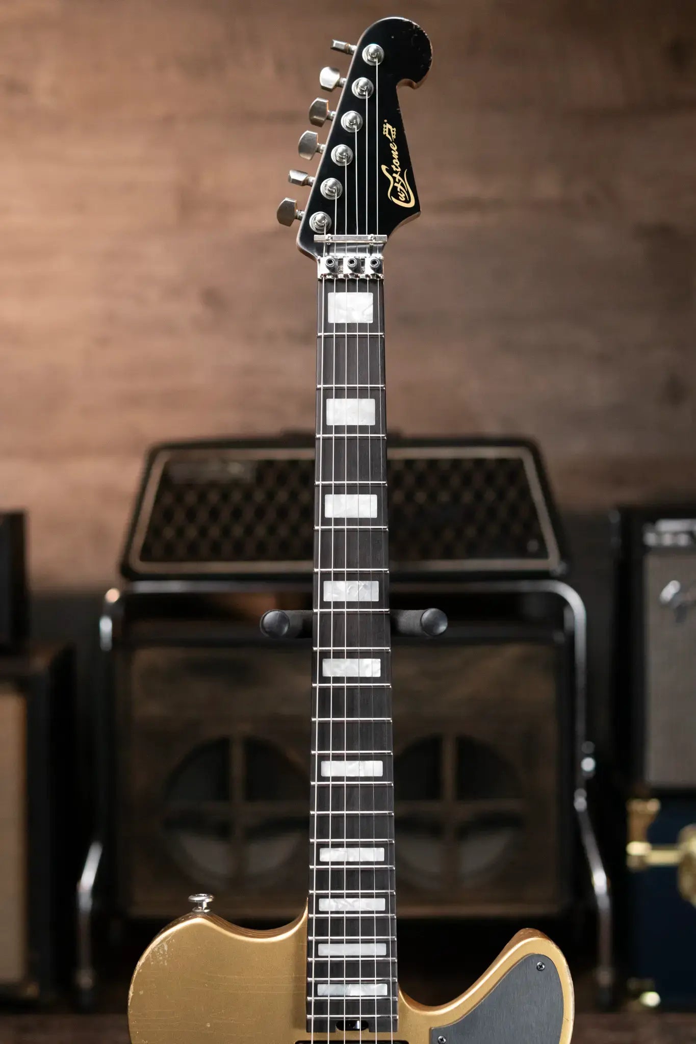 Luxxtone Calavera - Gold with Hardshell Case