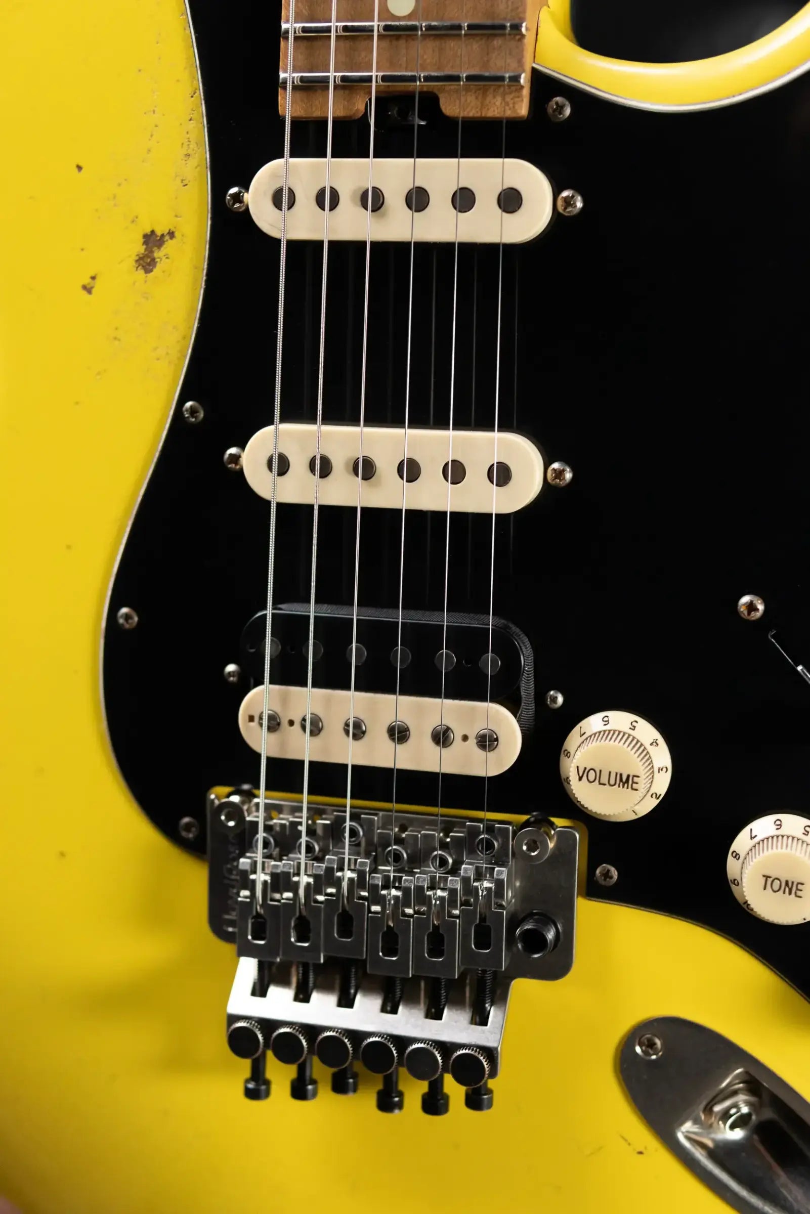 Luxxtone Choppa S HSS Electric Guitar - Canary Yellow with Hardshell Case