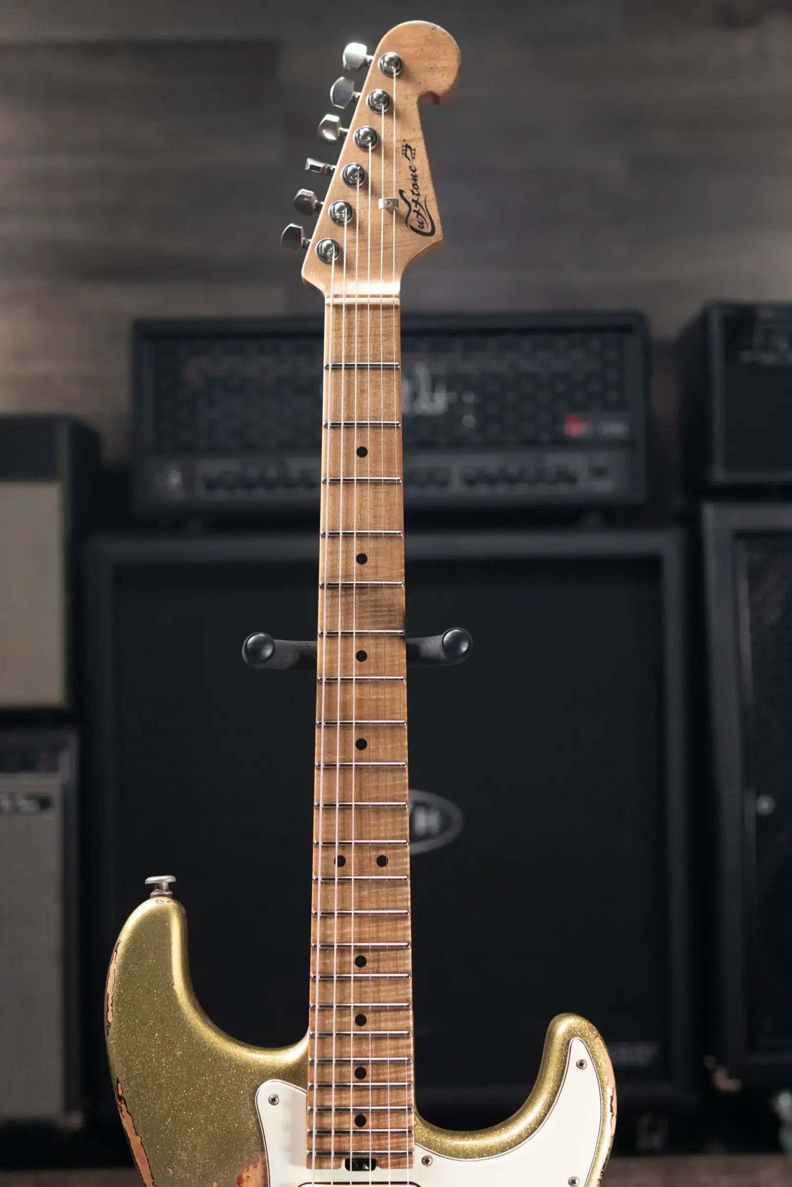 Luxxtone Choppa S HSS Electric Guitar - Gold Sparkle over 3-Tone Sunburst with Hardshell Case